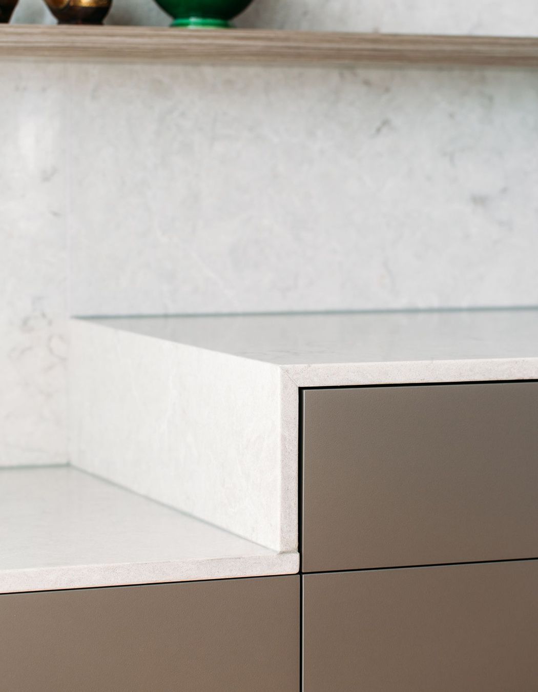 The benchtop step down.