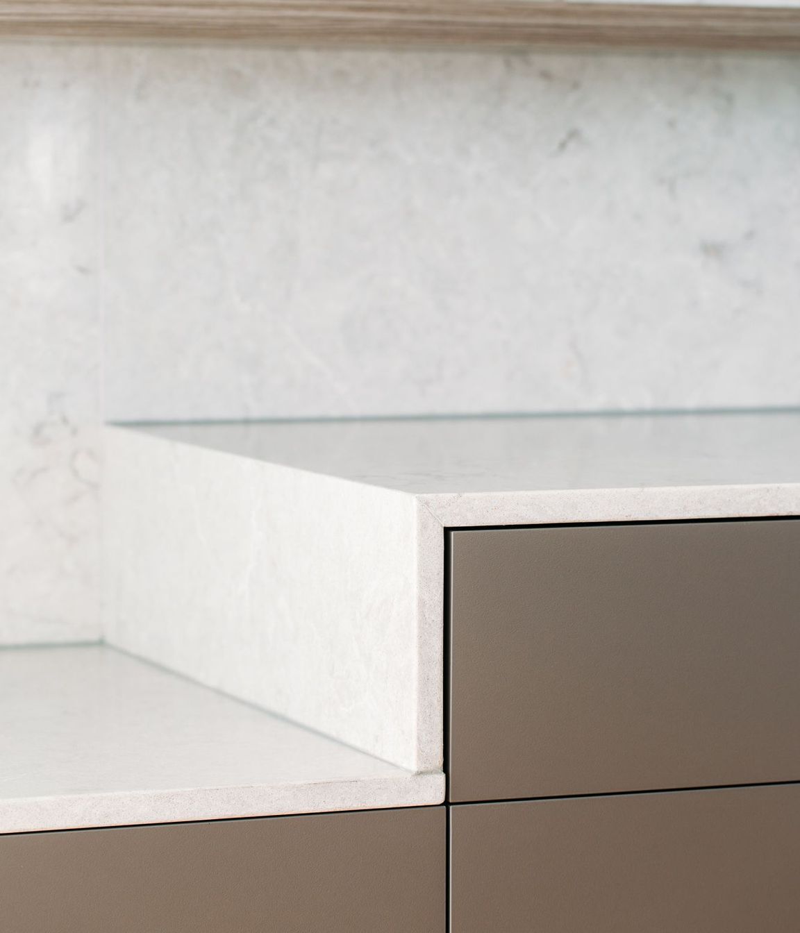 The benchtop step down.