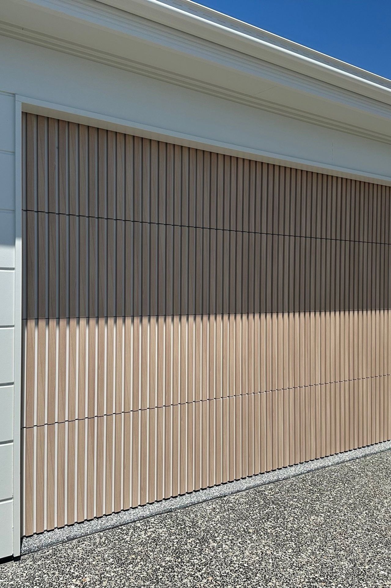 Arakoon-Homes-YAMBA-Speciality-Curly-Birch-DecoBatten-Door-with-Surfmist-Backing-1-v2.jpg