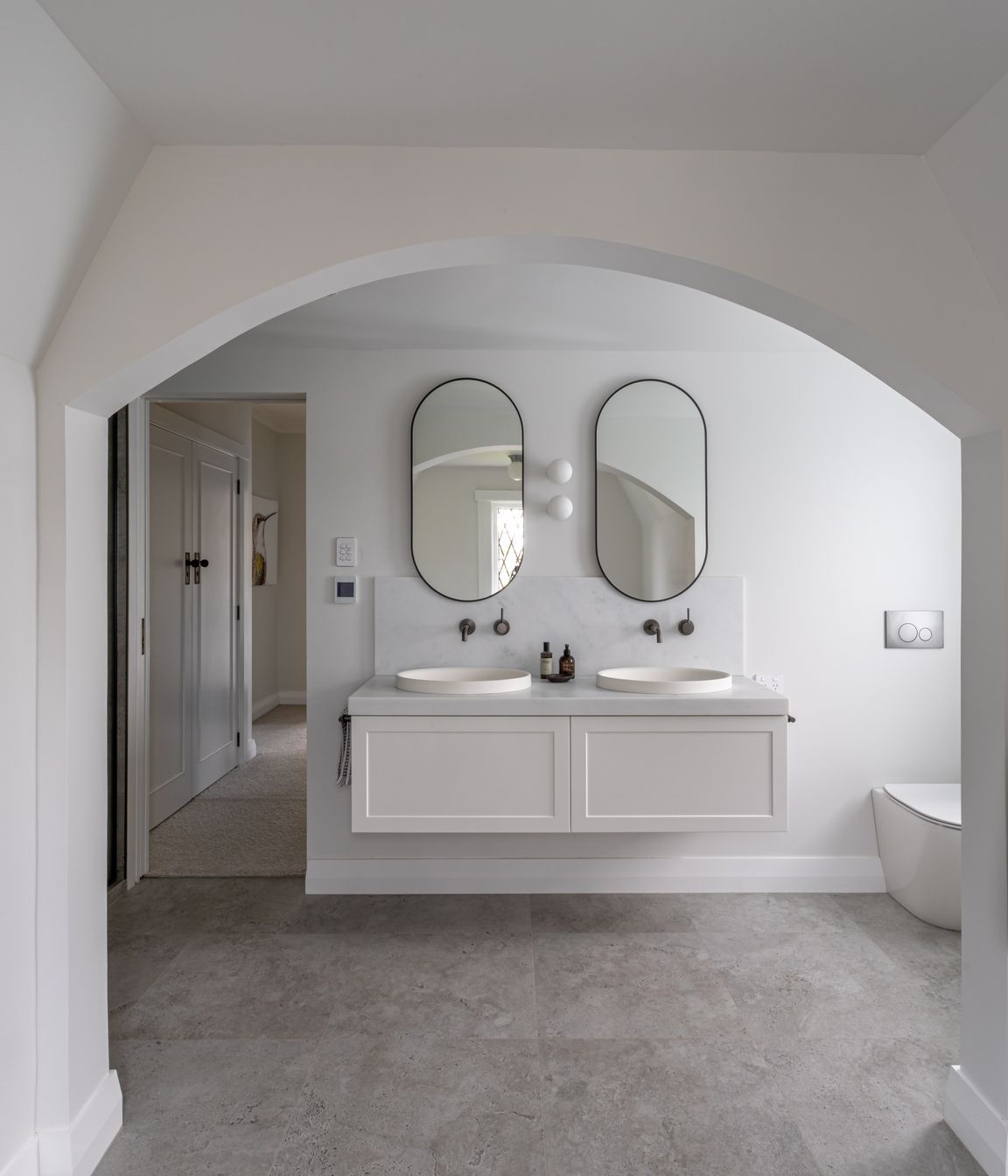 Arch-shot-bathroom-woodside.jpg