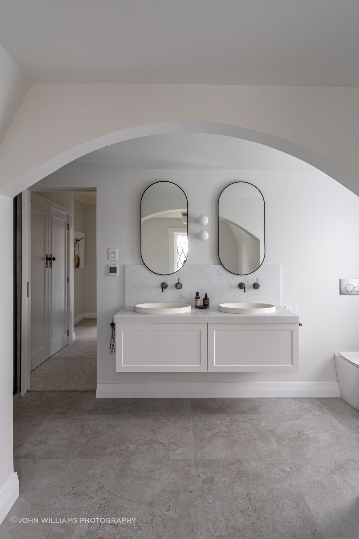 Arch-shot-bathroom-woodside.jpg