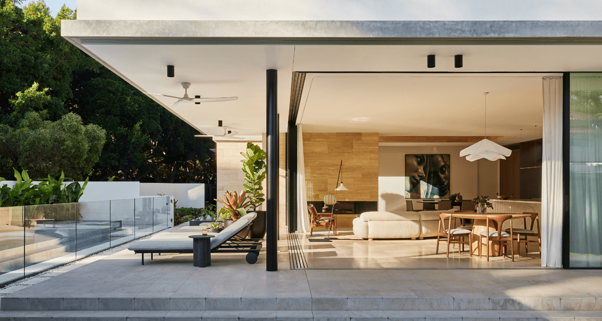 Tavira Limestone | Rich Carr Architects |  Alexandra Kidd Interior Design | Airth Building | Wyer & Co | Pablo Veiga