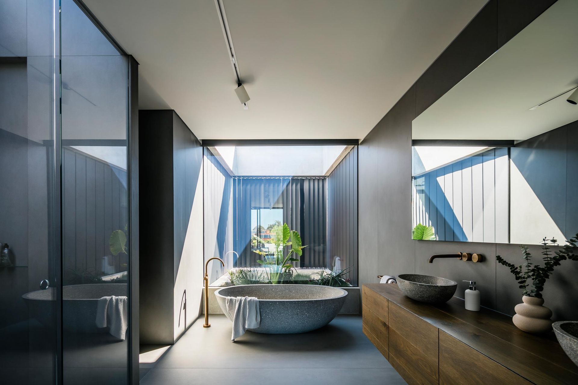 Immersion House