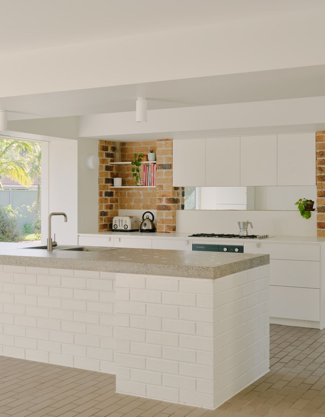 Ash-Grey-Brick-tiles-Currumbin-Kitchen-min.jpg