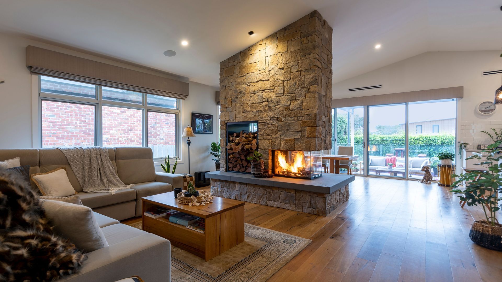 Axis EPI950 heating up this cozy country retreat video