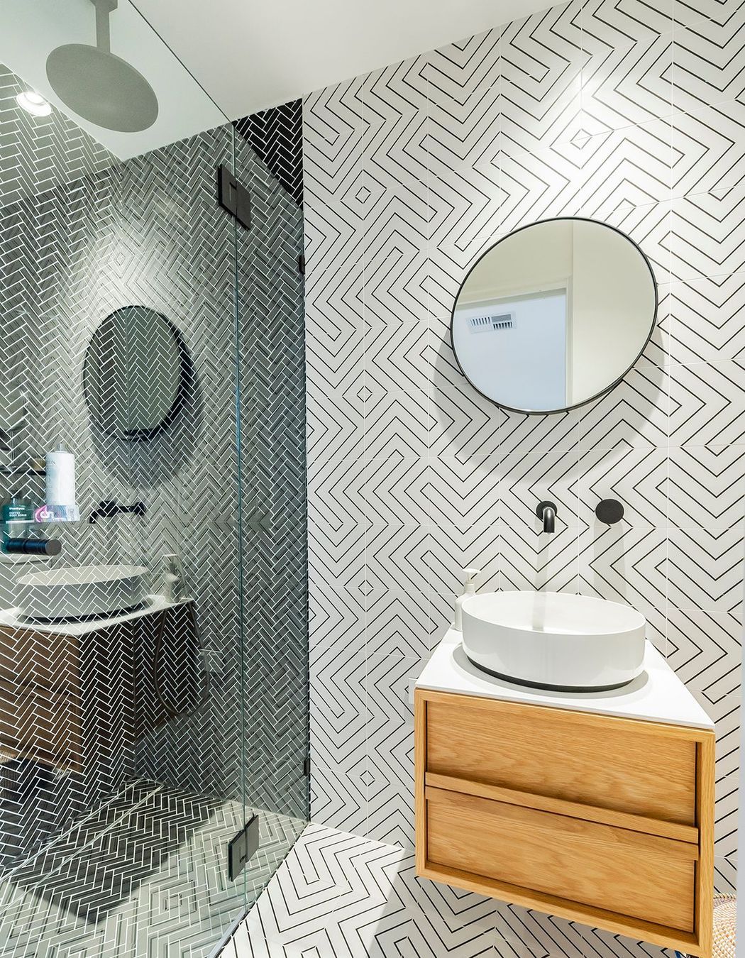 **Seaside Apartment Three Bronte.