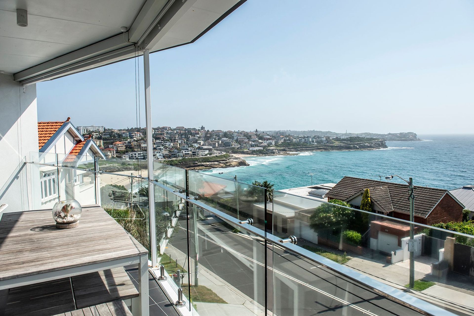 **Seaside Apartment Three Bronte.