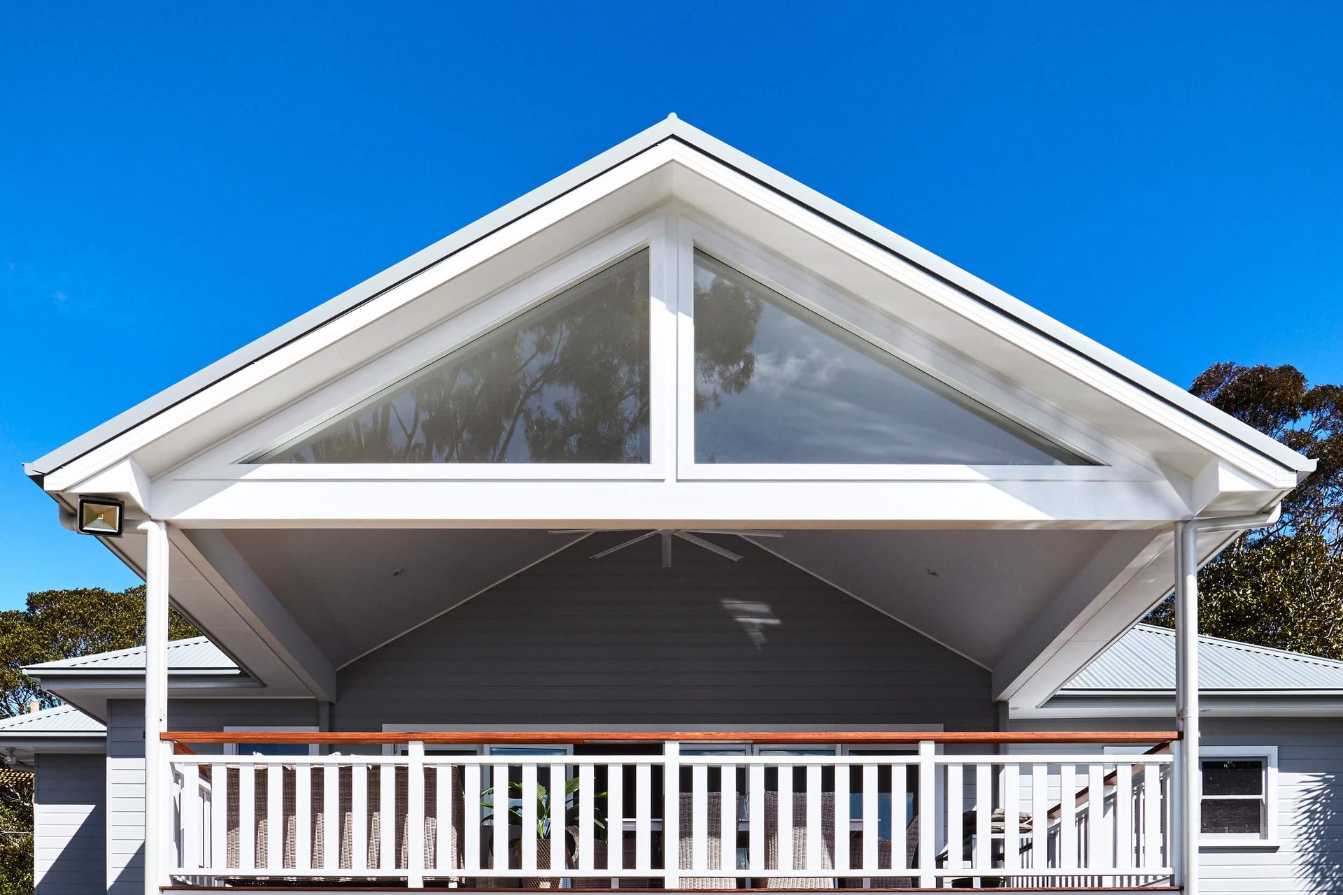 ELANORA HEIGHTS 01