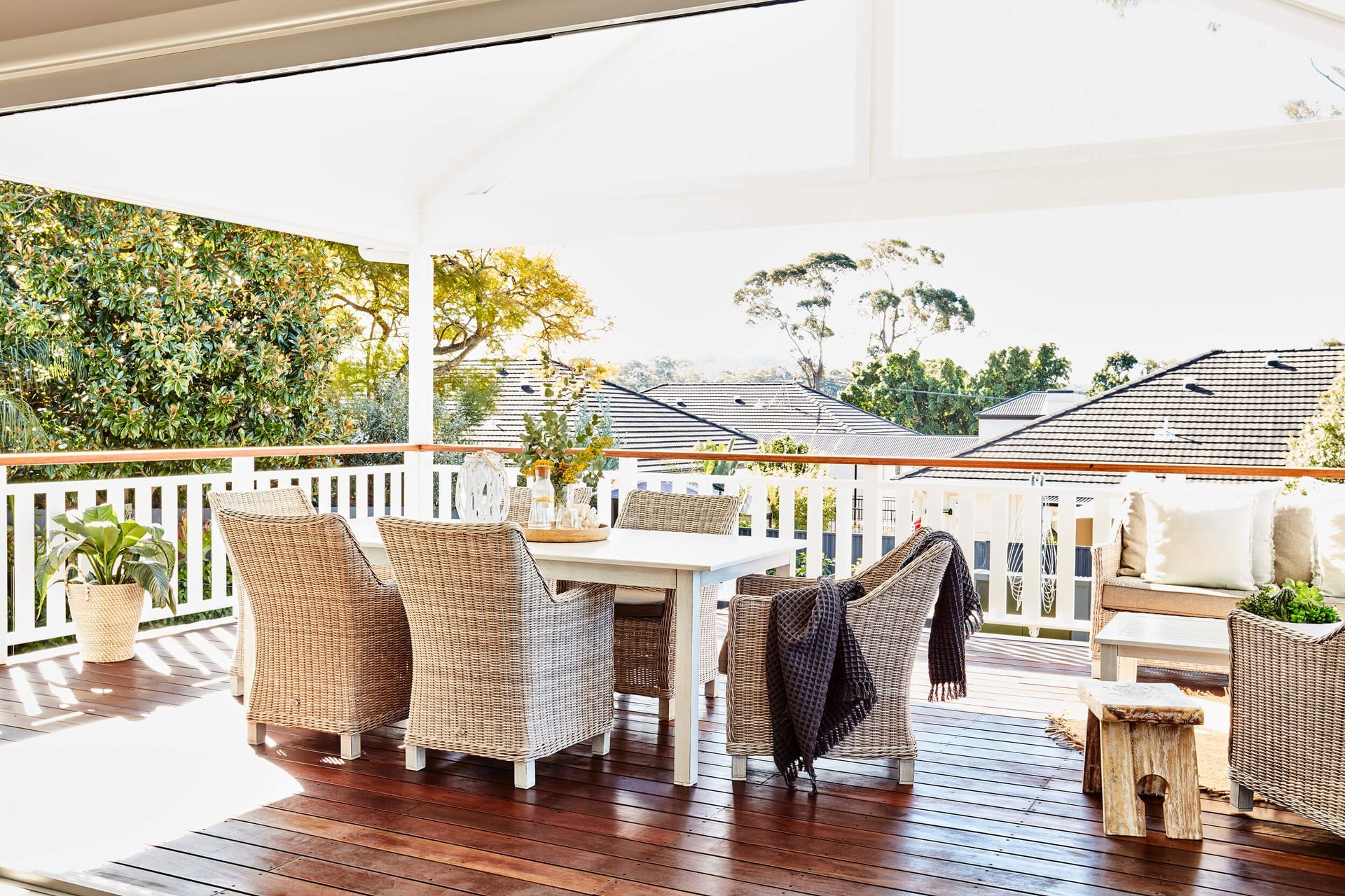 ELANORA HEIGHTS 01
