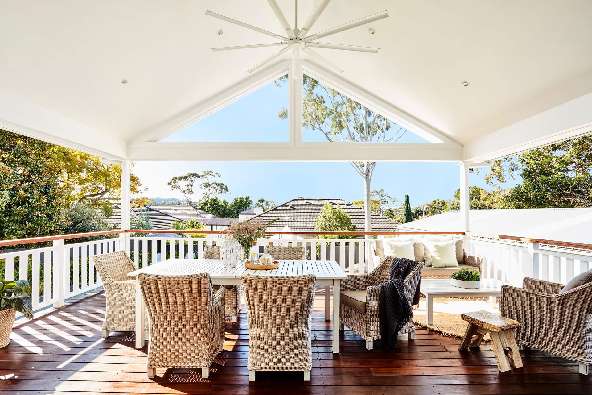 ELANORA HEIGHTS 01