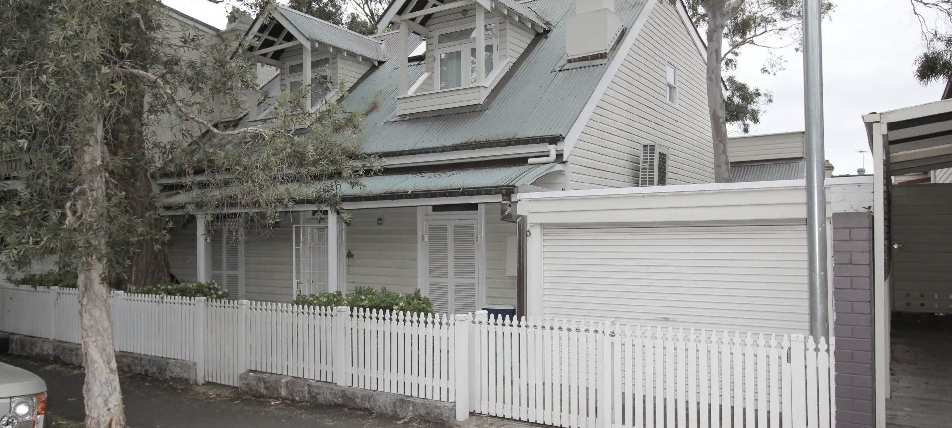 BIRCHGROVE, Rowantree St banner