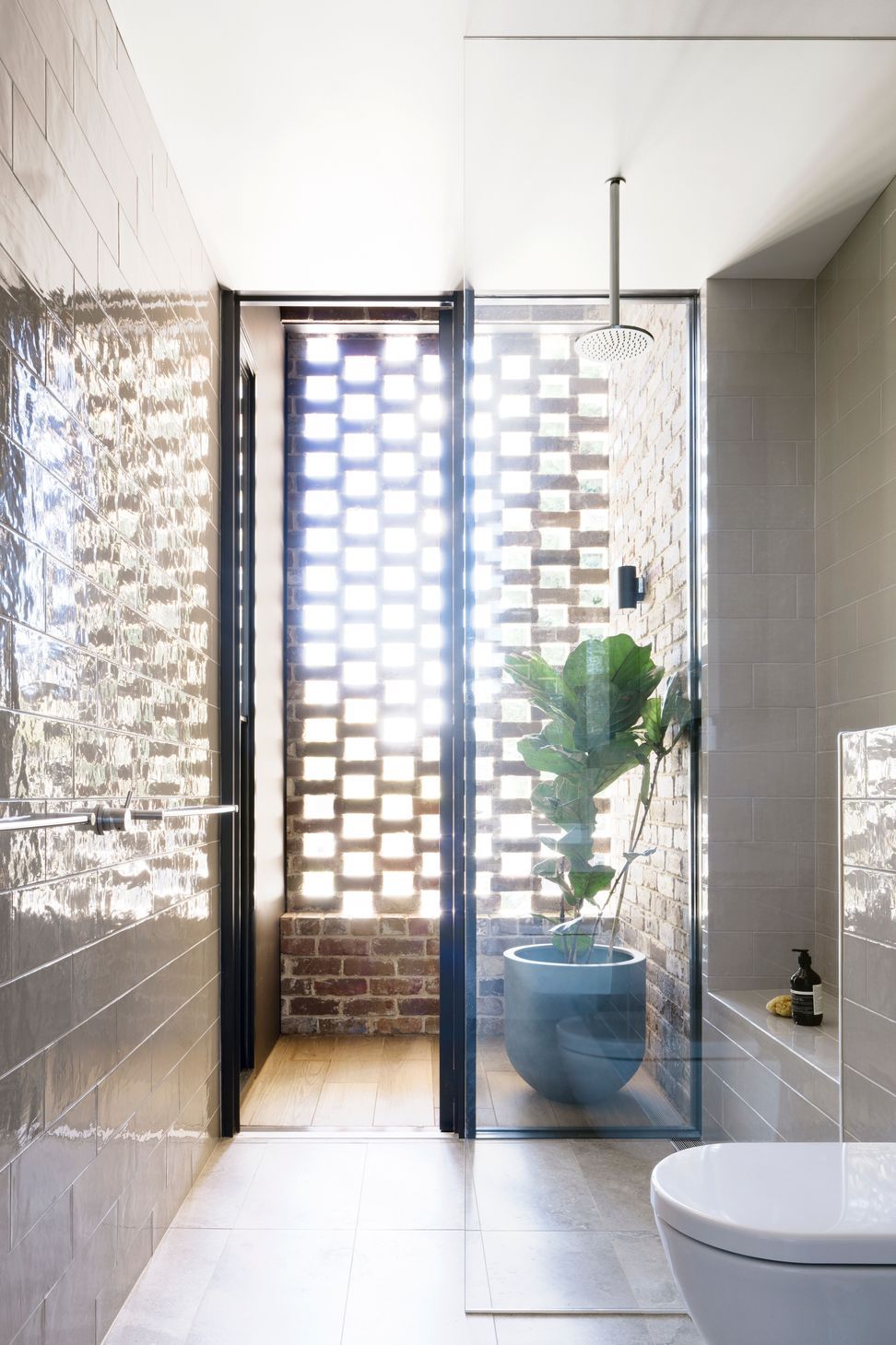 BRCAR-MORONEY-Brick-House-00727-V5-HR.jpg