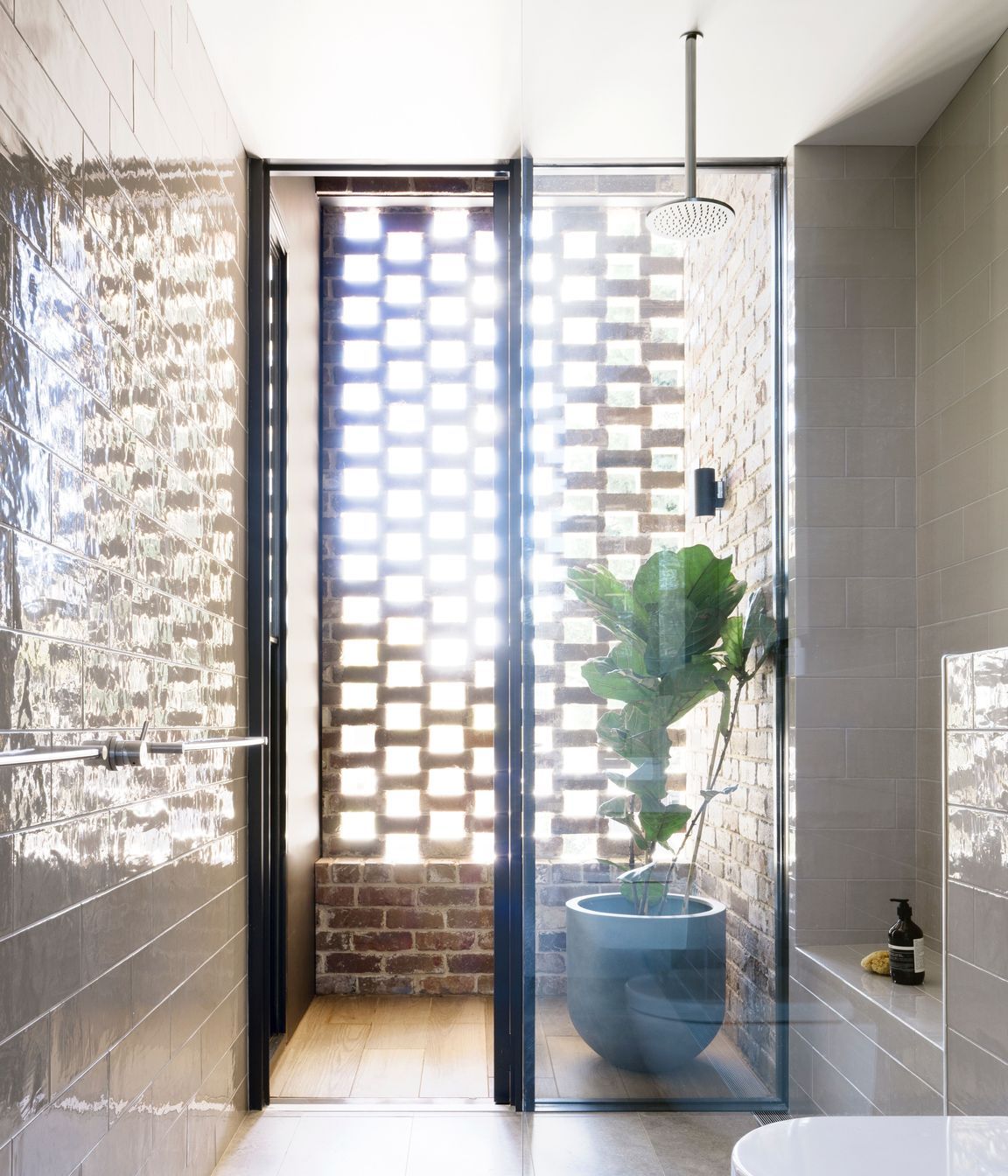BRCAR-MORONEY-Brick-House-00727-V5-HR.jpg