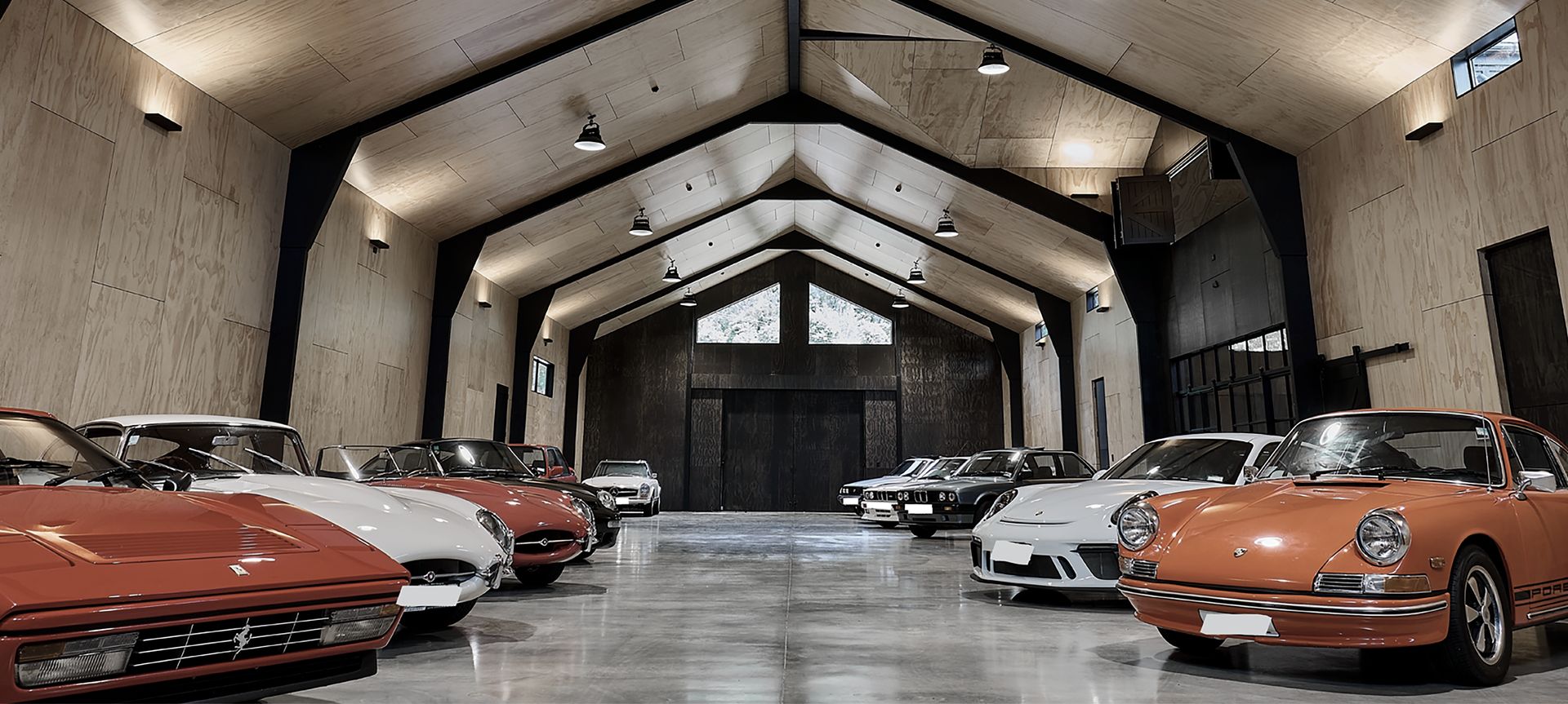 Creating a sophisticated car shed with PlyPlay banner