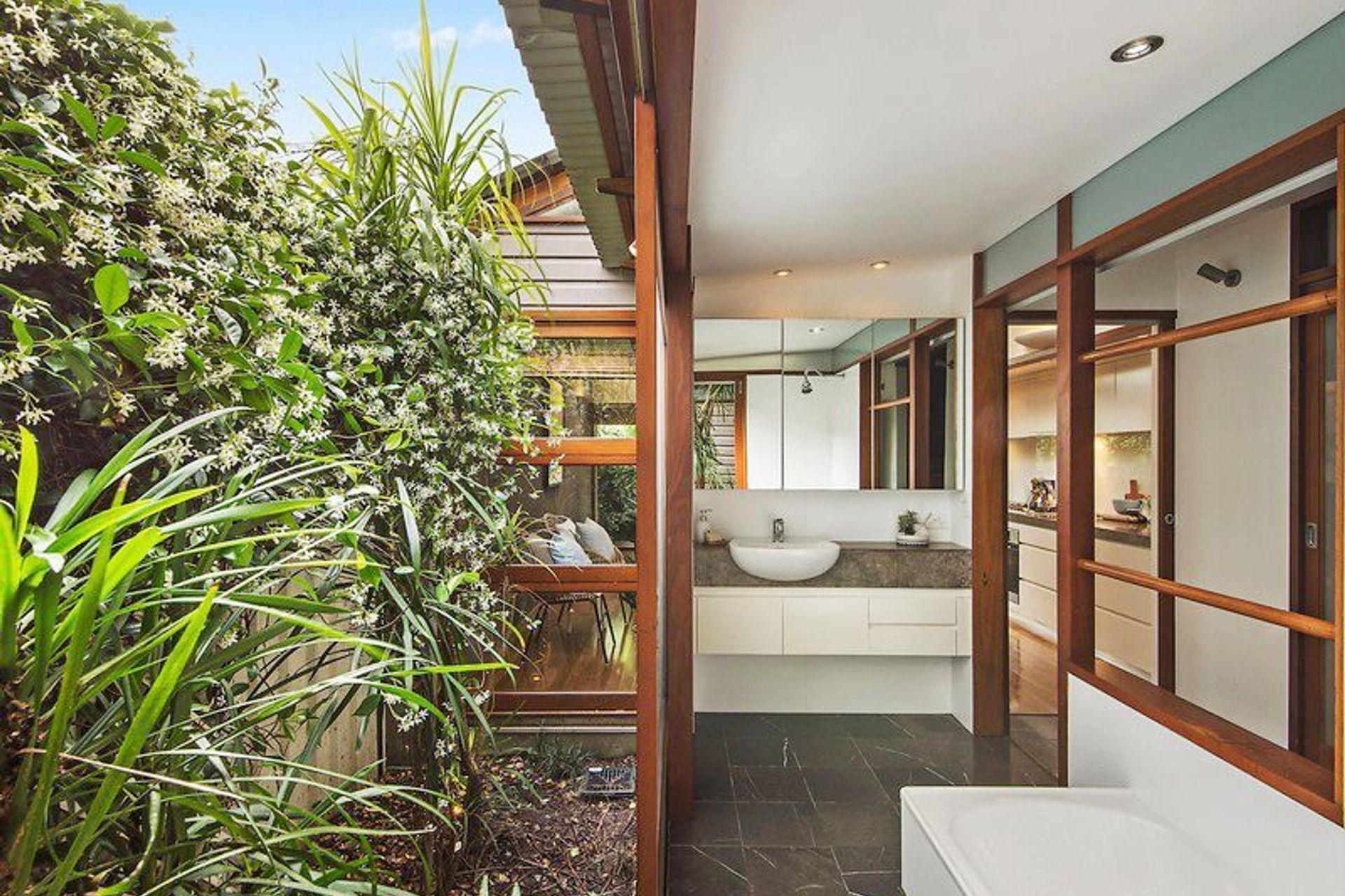 Tropical Bathroom Extension