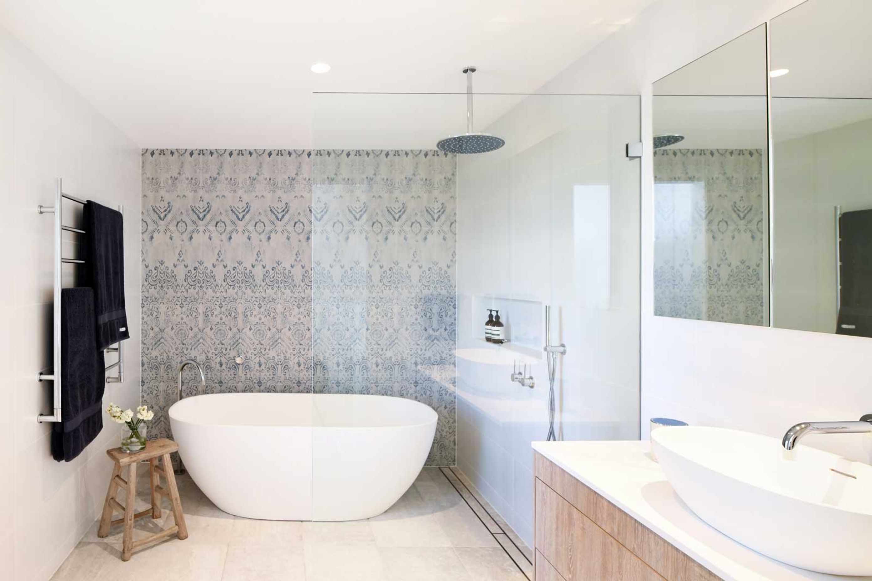 Bathroom-vanity-cabinet-design-luxury-bathroom-renovation-premier-kitchens-australia-03.jpg
