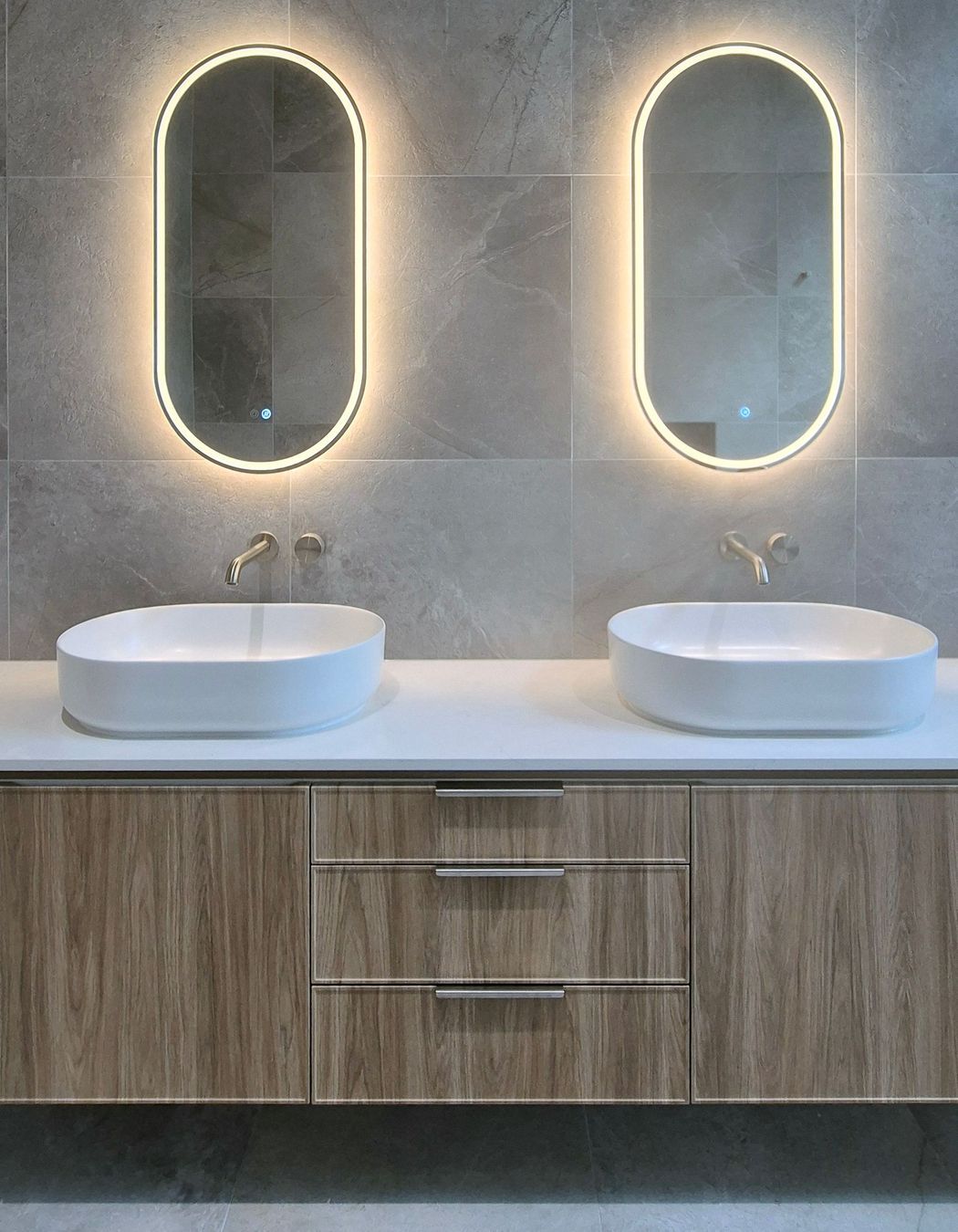Bathroom-vanity.jpg