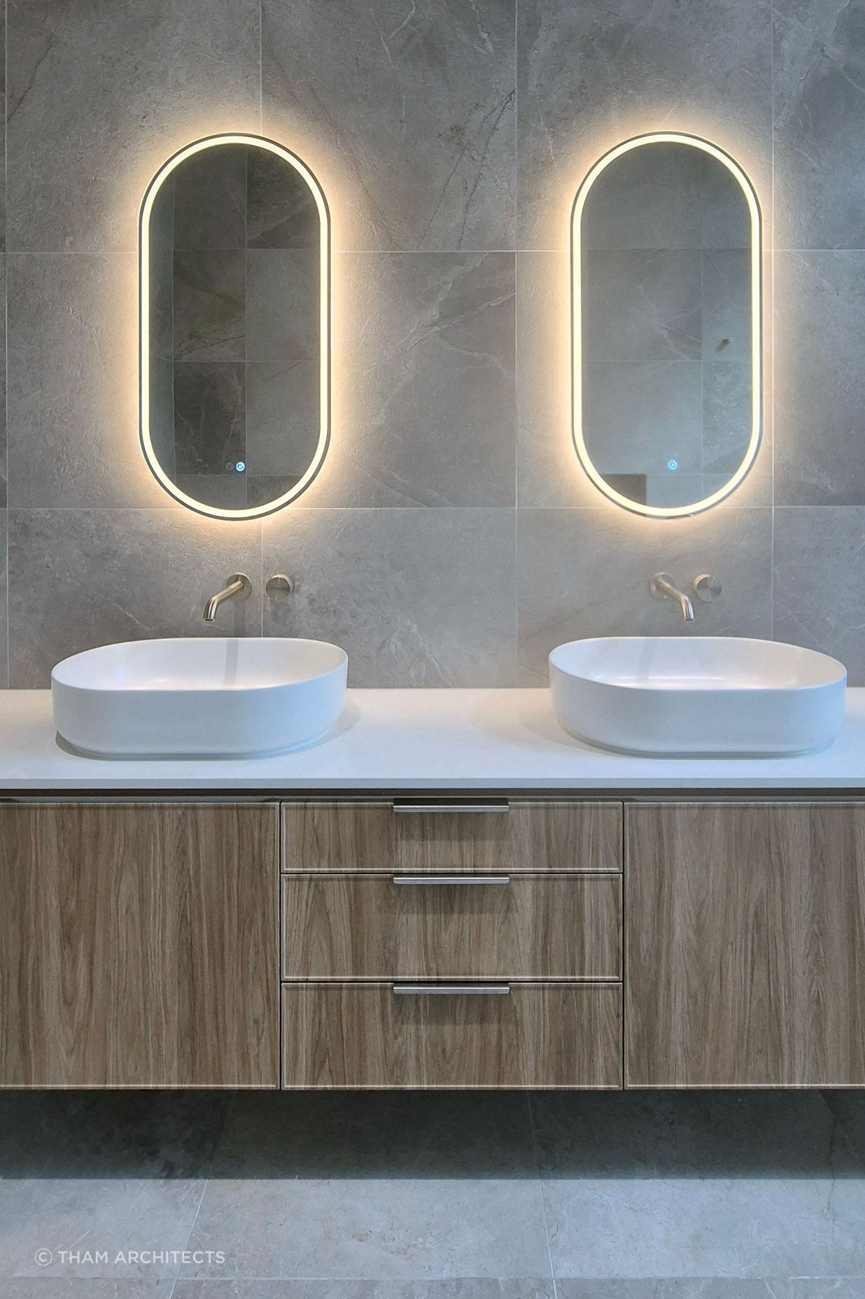 Bathroom-vanity.jpg