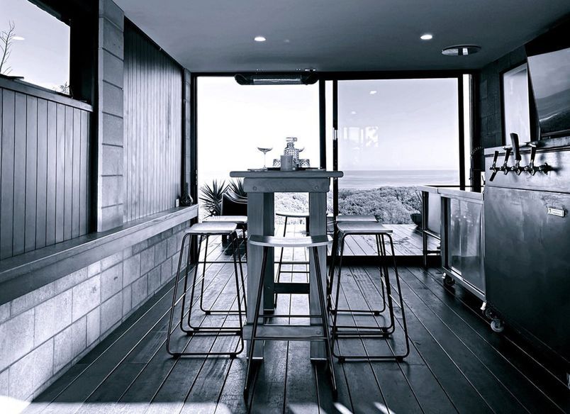 Beachside Bar