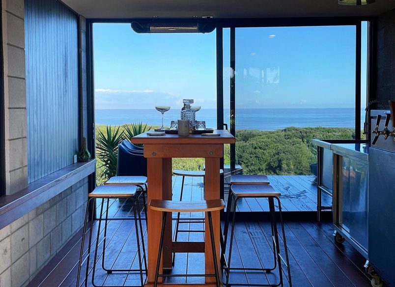 Beachside Bar