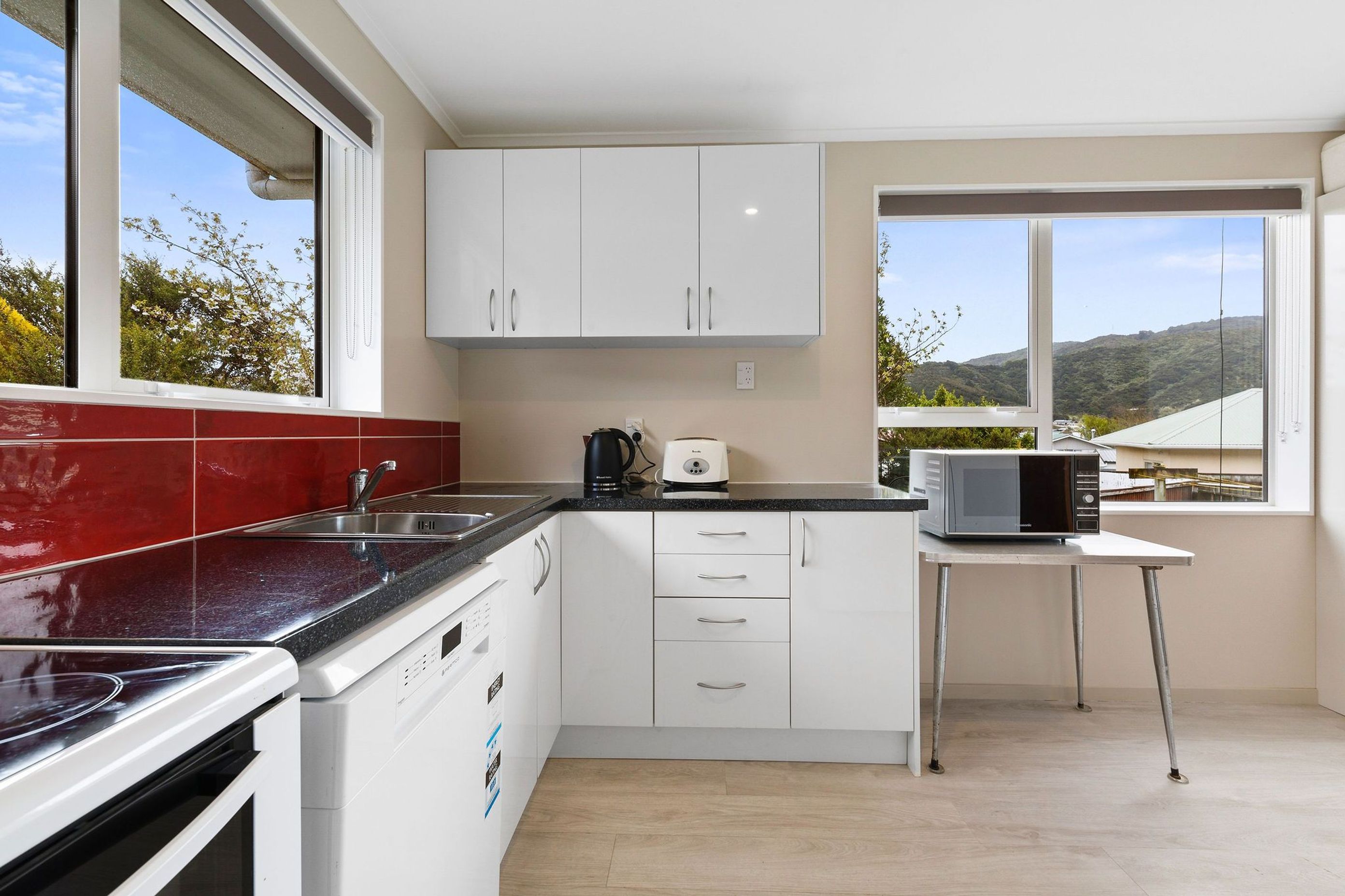 Transforming Interiors with Bold Colours
