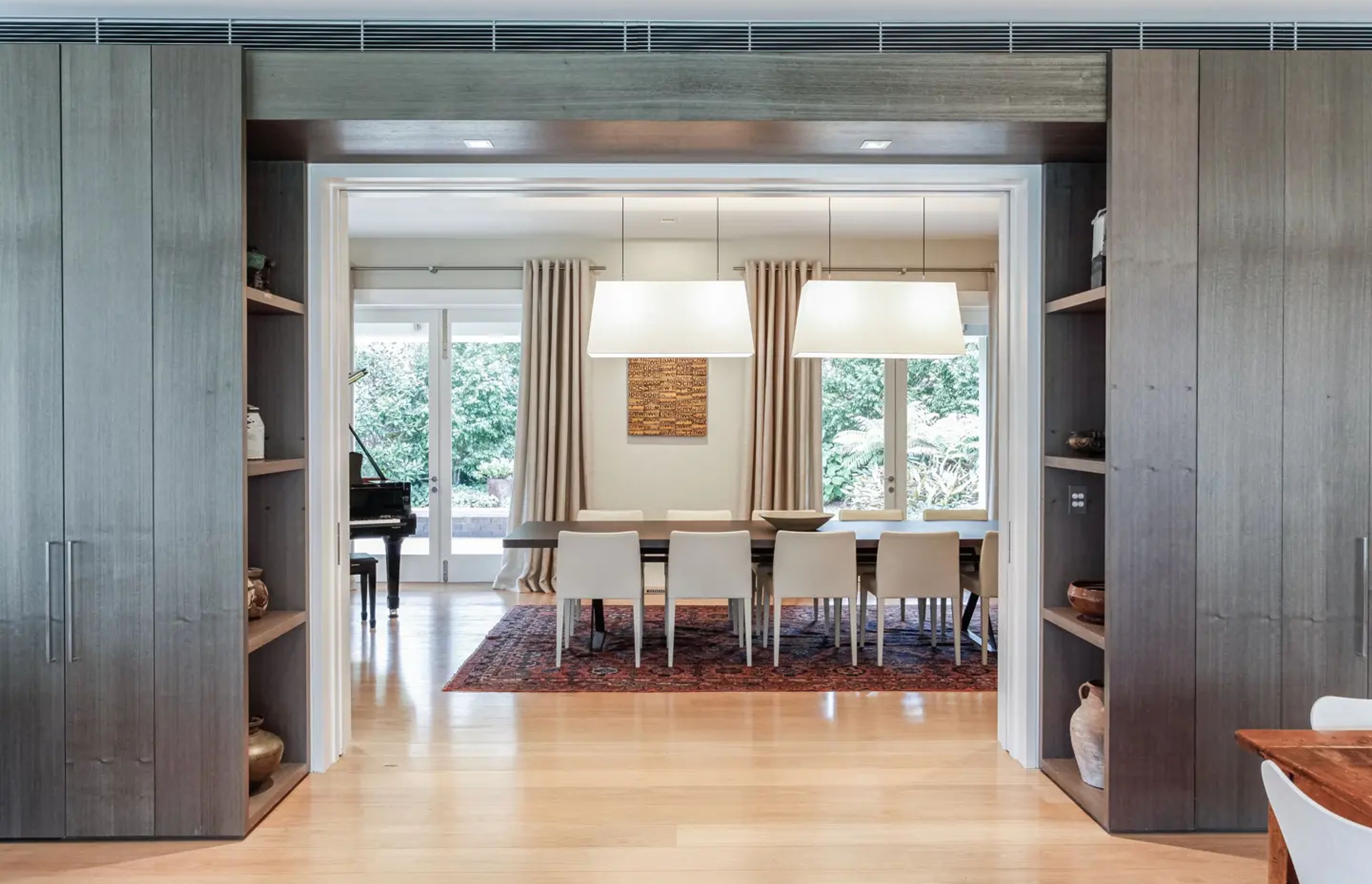 ##Bellevue Hill House