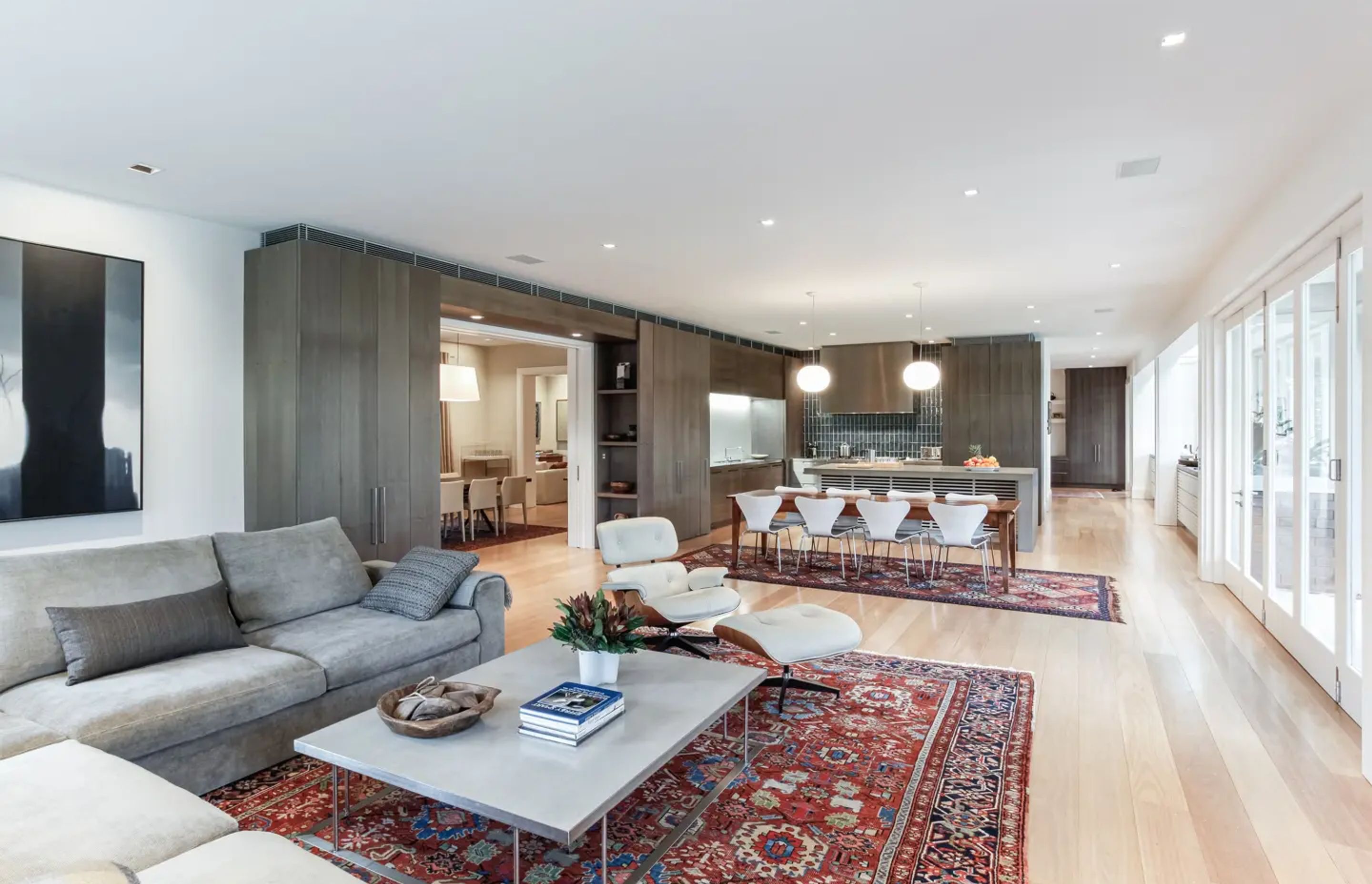 ##Bellevue Hill House