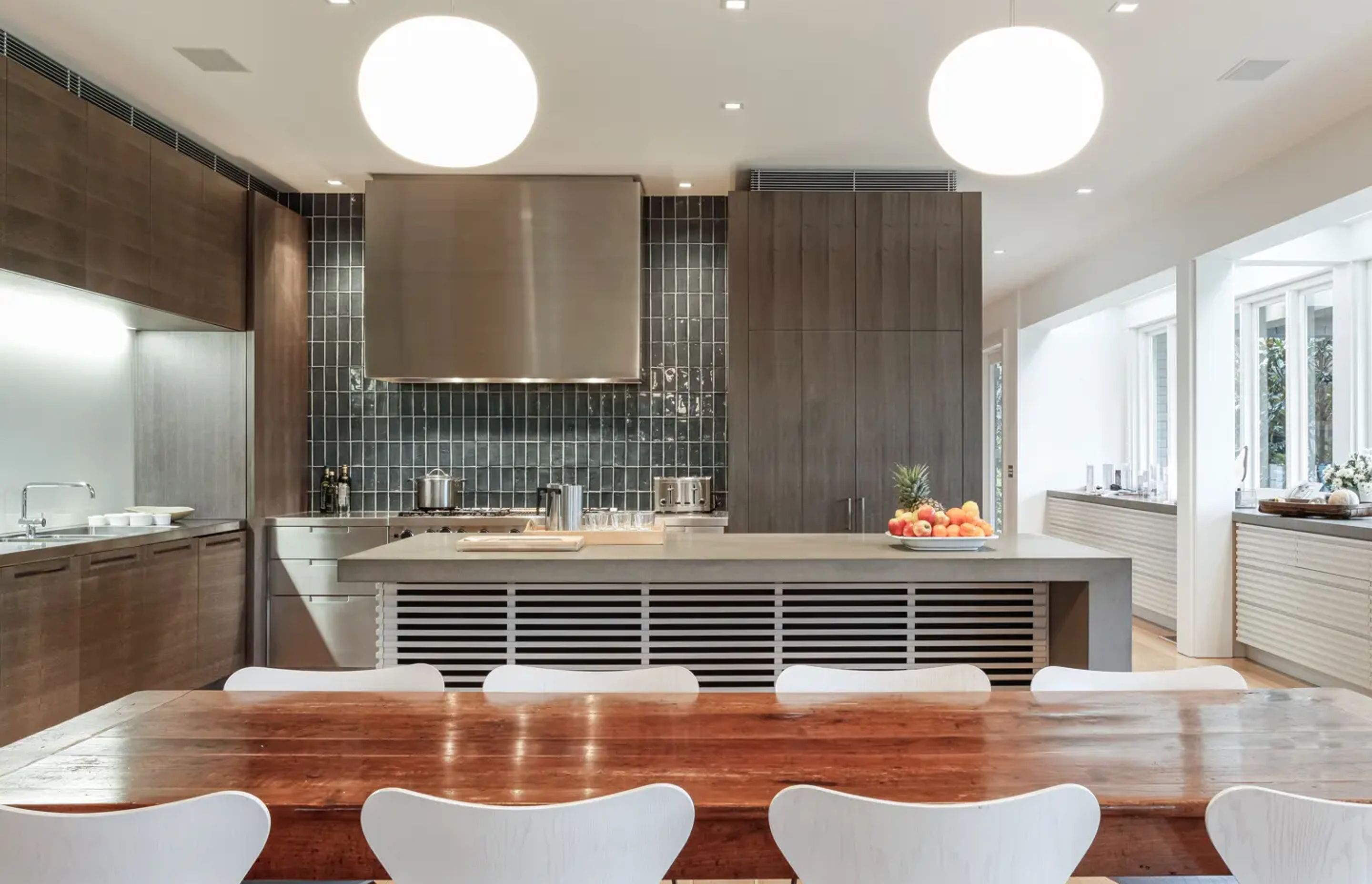 ##Bellevue Hill House