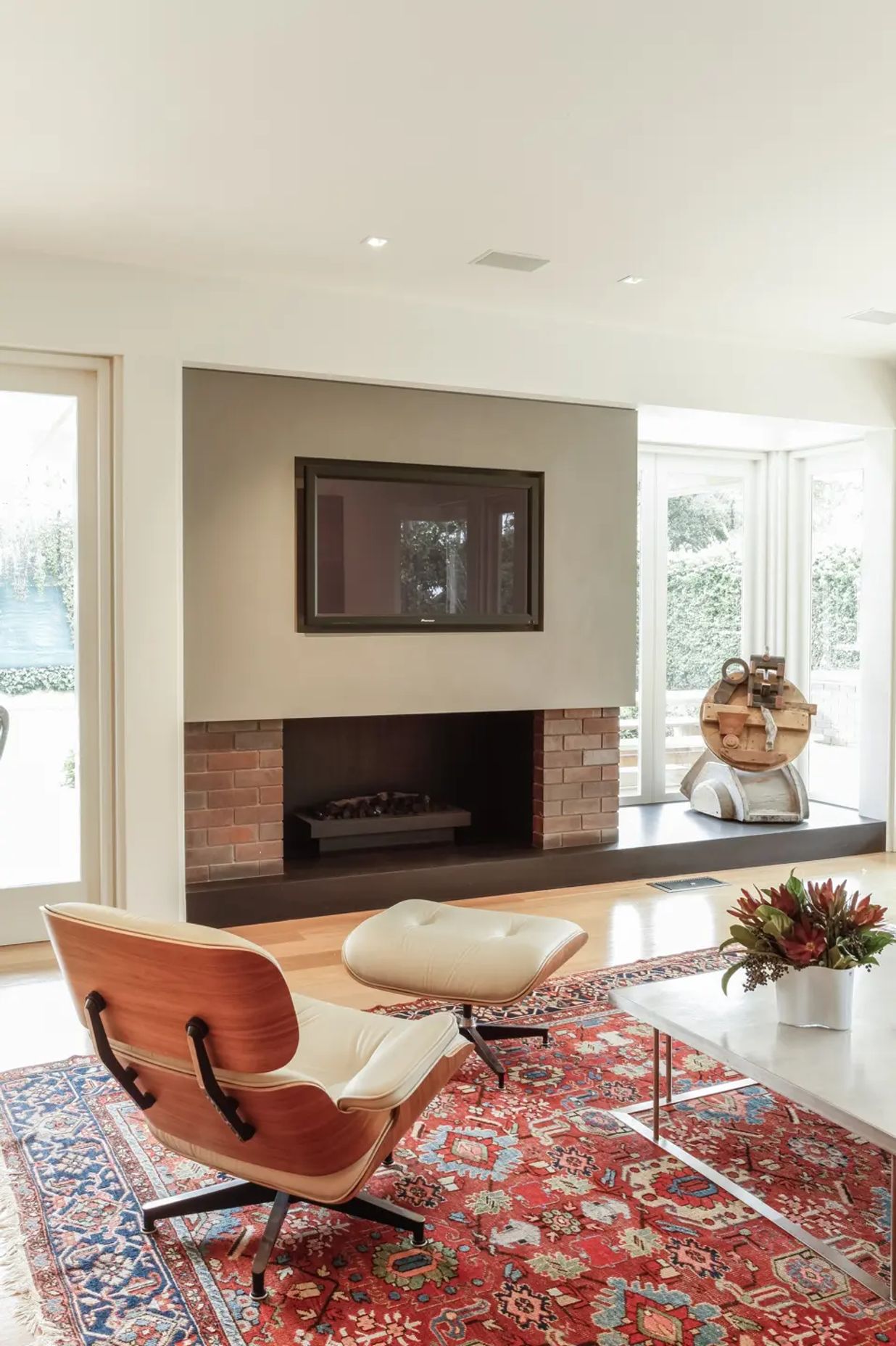 ##Bellevue Hill House