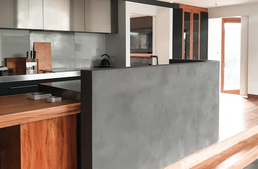 Dark Polished Plaster - Curved Kitchen Wall