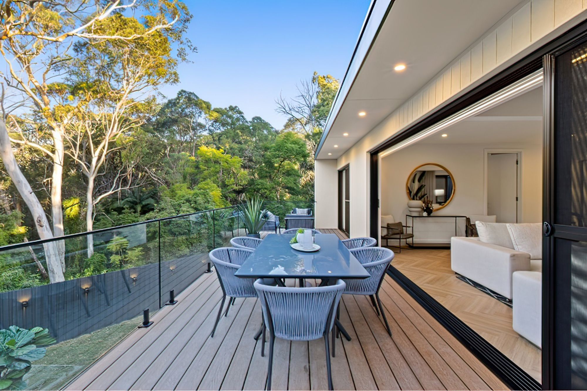 BlueGum-Crescent-Picnic-Point-13-topaz-very-compressed-2x.jpeg