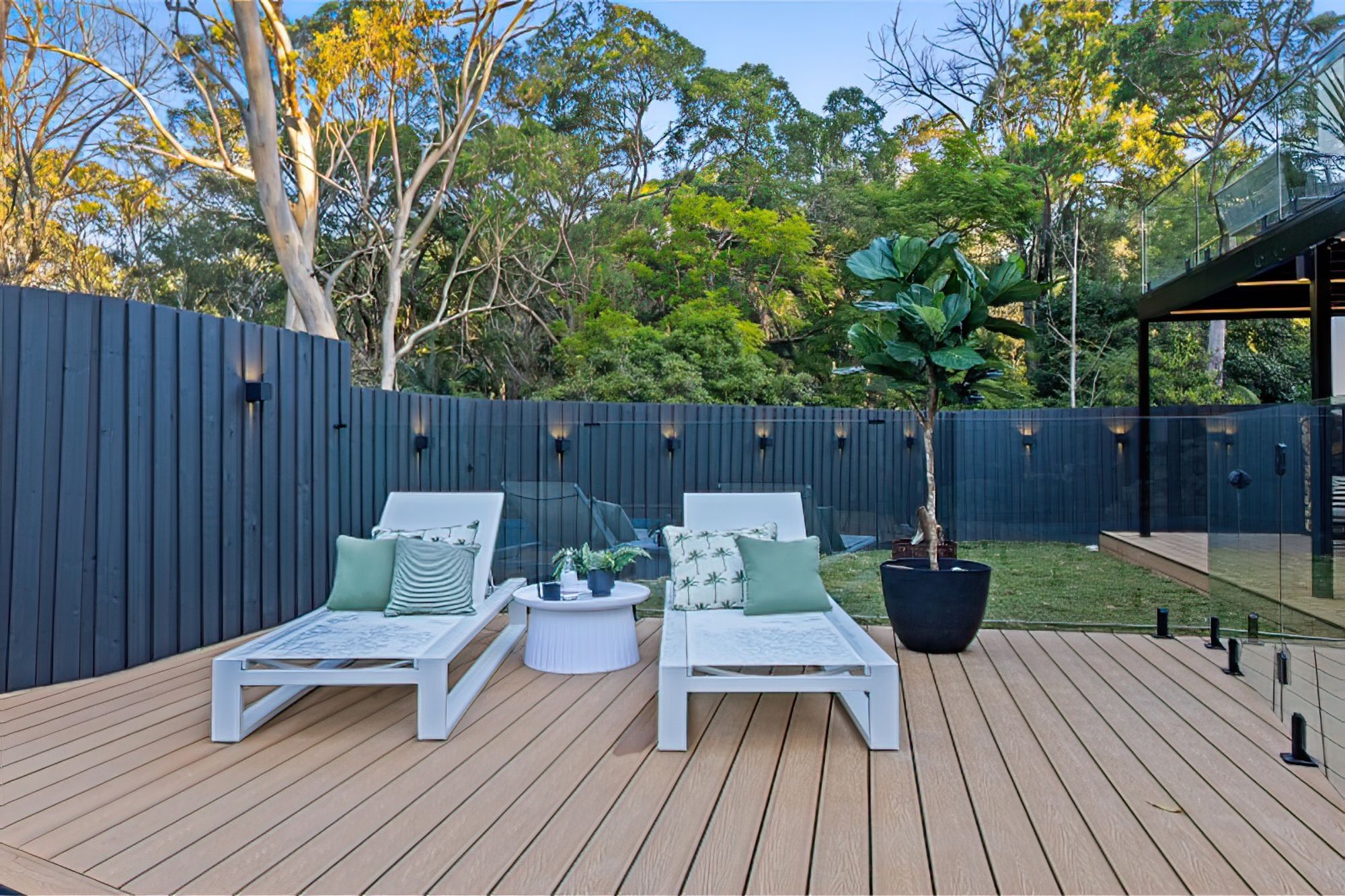 BlueGum-Crescent-Picnic-Point-22-topaz-very-compressed-2x.jpeg