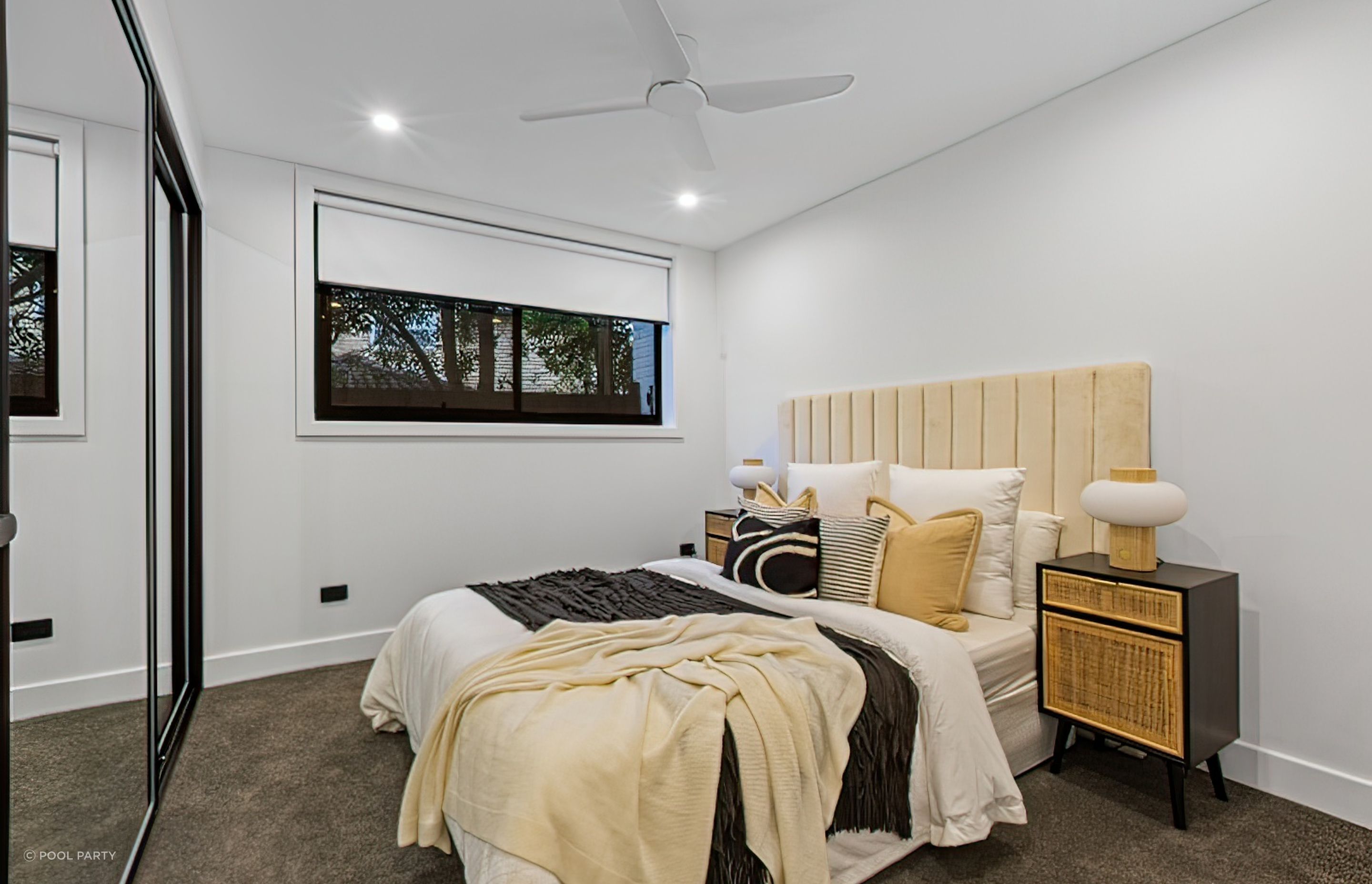 BlueGum-Crescent-Picnic-Point-33-topaz-very-compressed-2x.jpeg