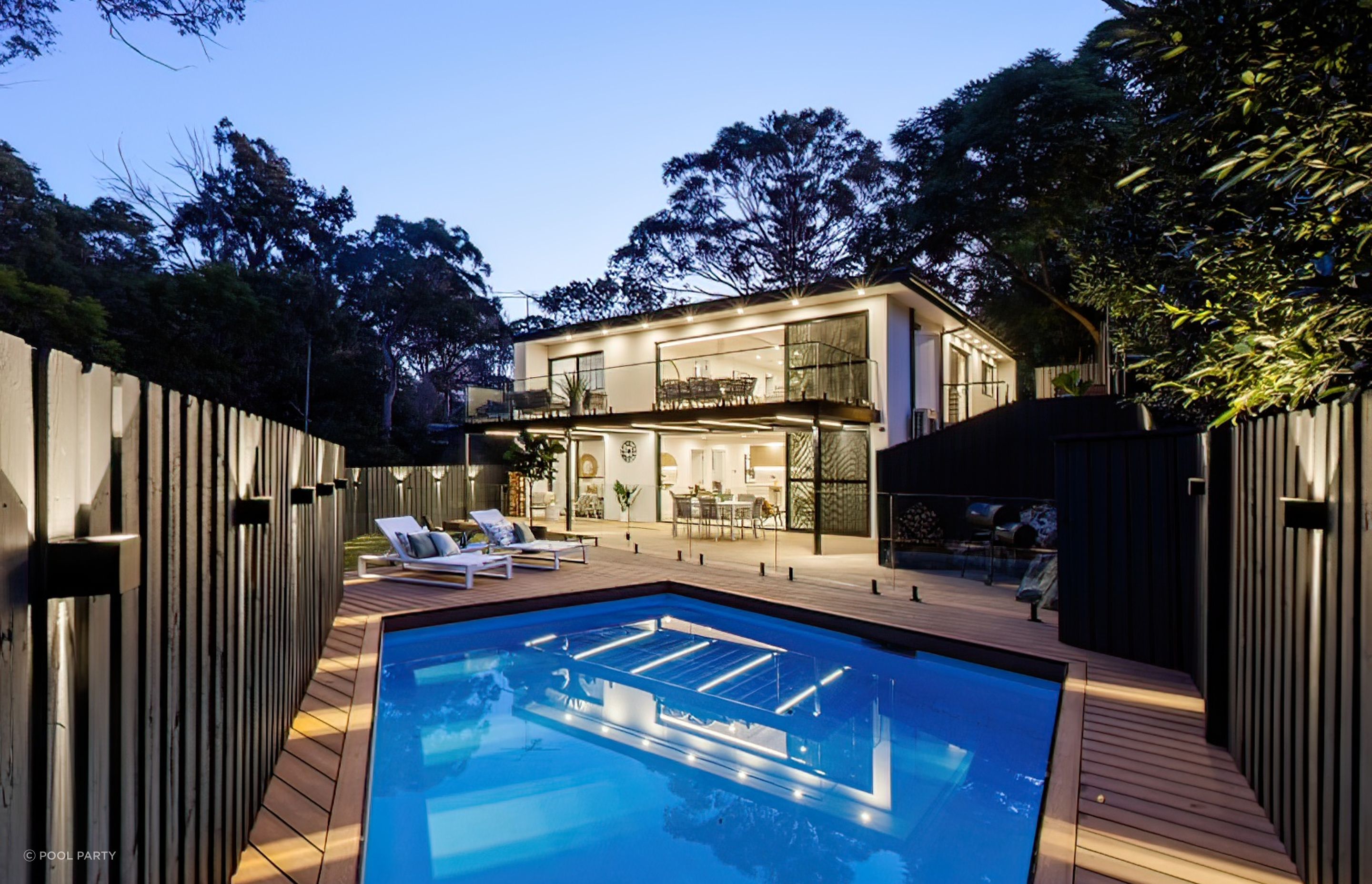 BlueGum-Crescent-Picnic-Point-44-topaz-very-compressed-2x.jpeg