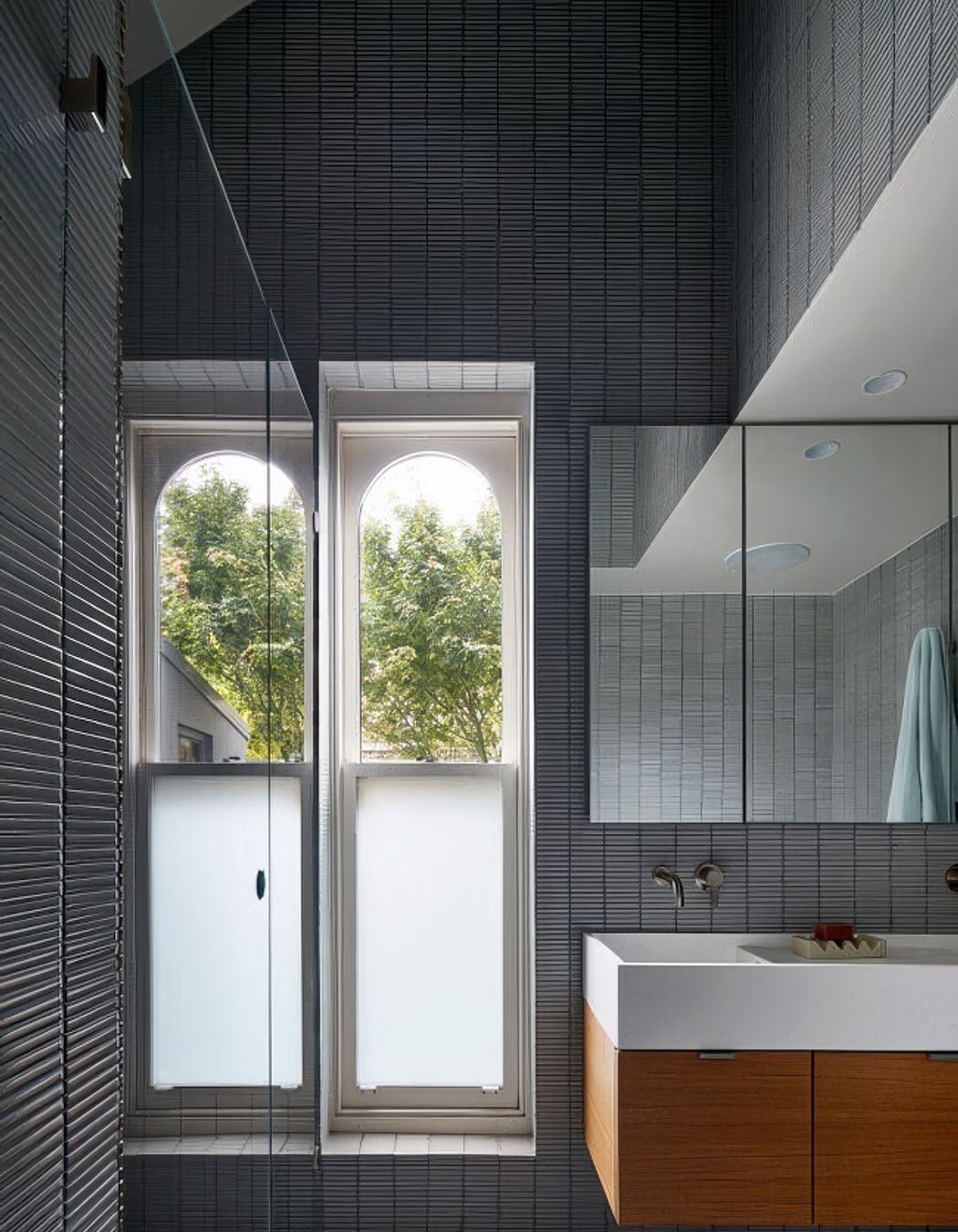 BowerBigSmallHouse-10-Interior-500x750-1-high-fidelity-v2-13x.jpeg