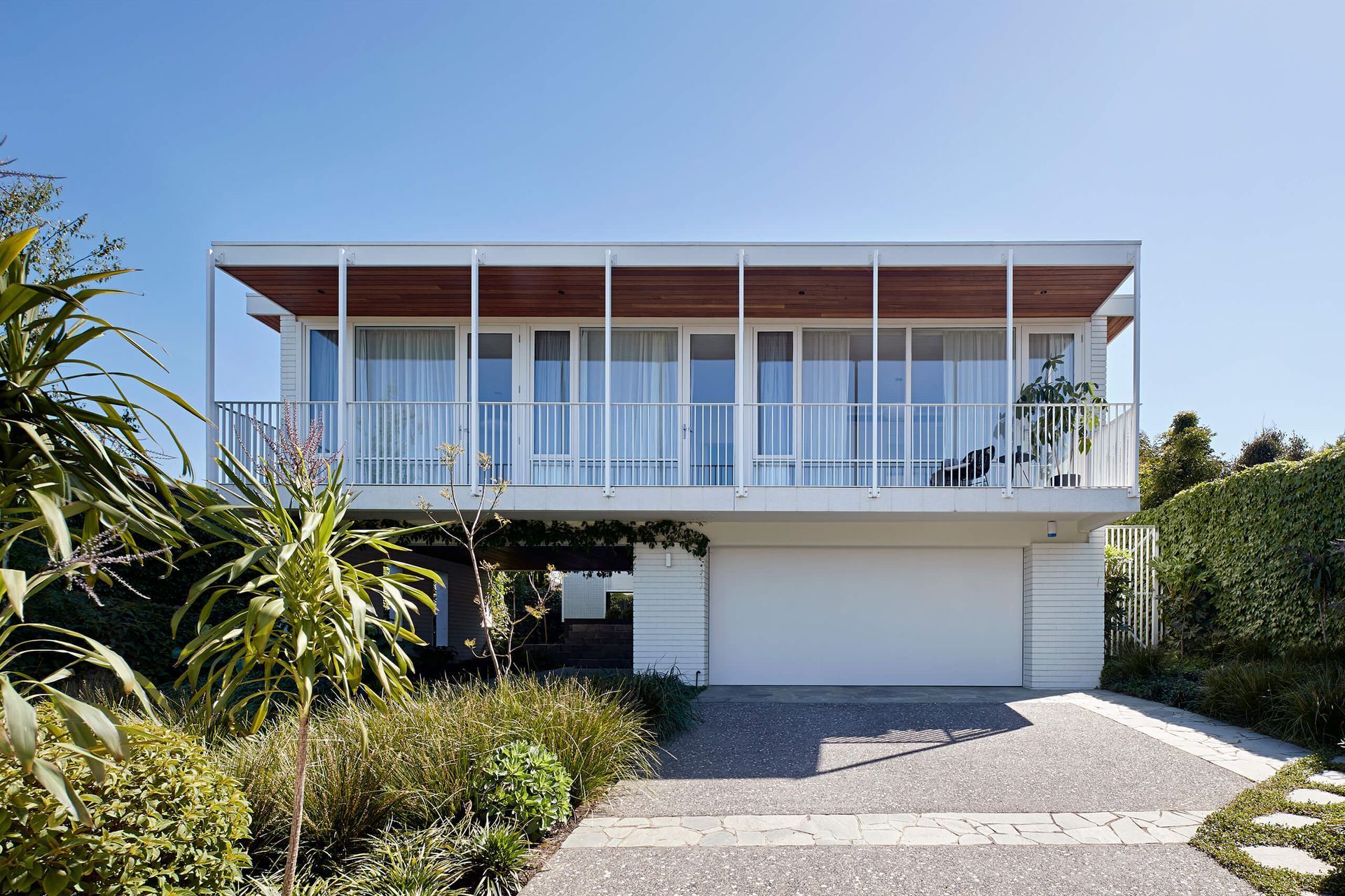 BowerNewModern02Exterior.jpg