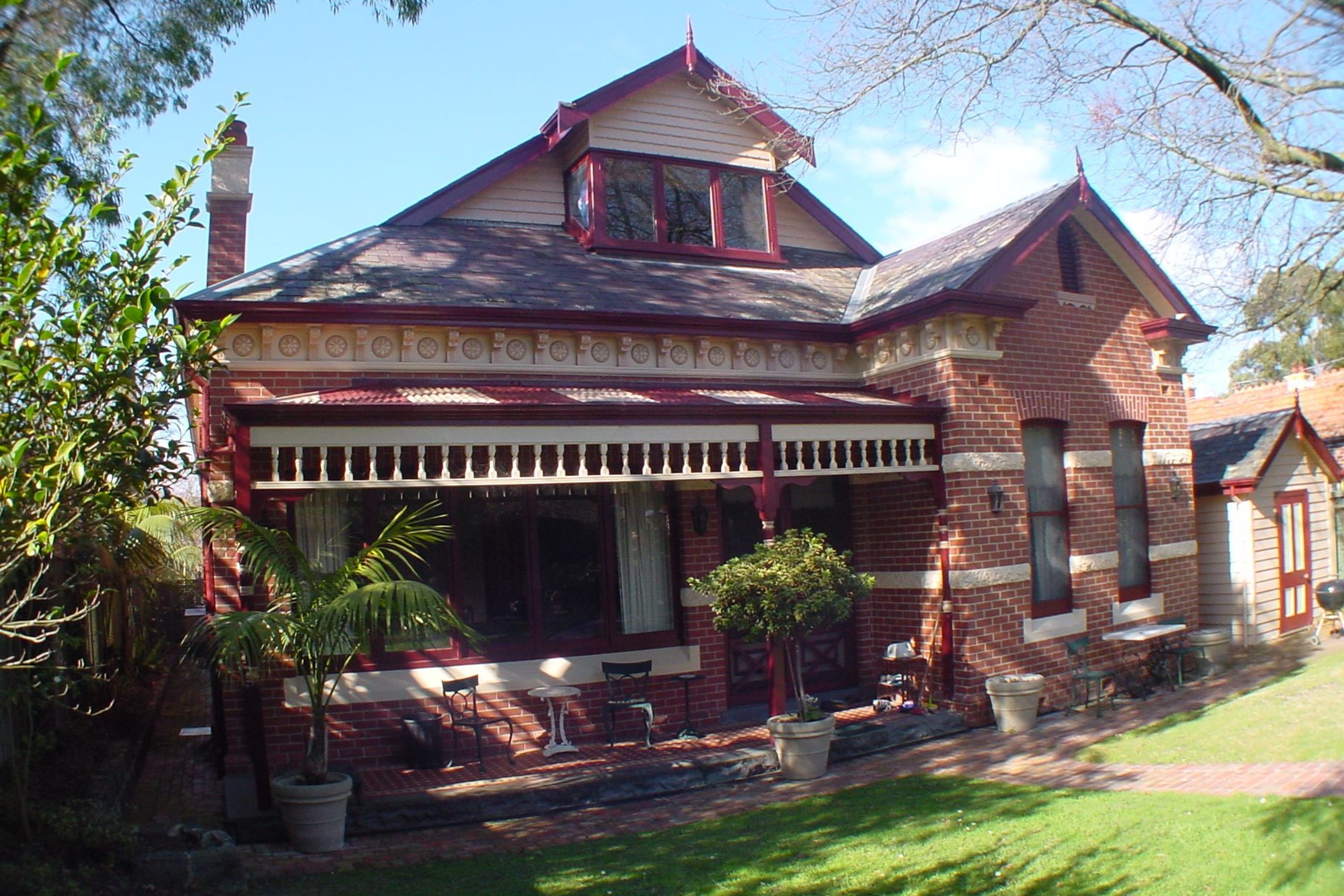 Edwardian Reno