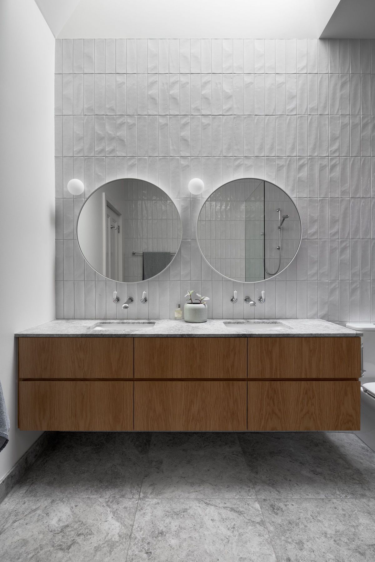 Builders-of-Architecture-QuinnEpping-StTatjana-Plitt436.jpg