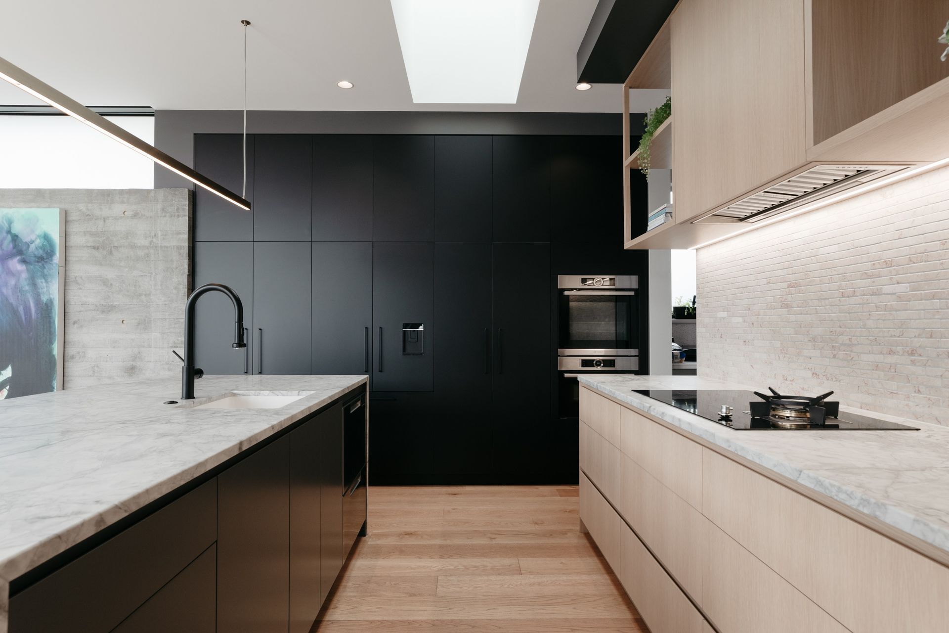 Character with Super White