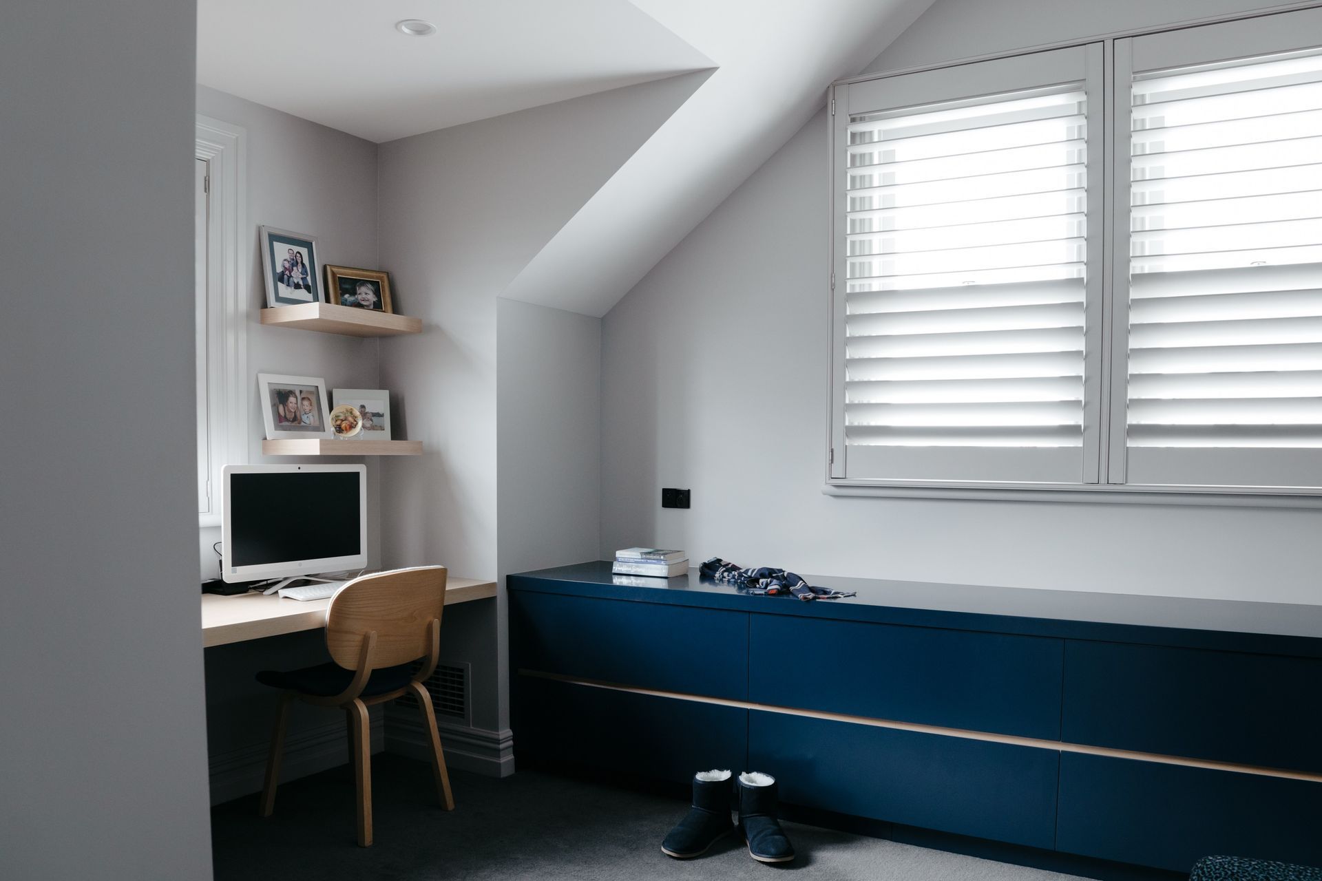 Character with Super White