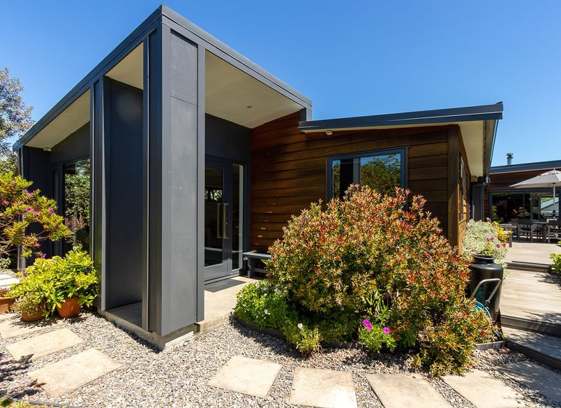 Waikanae Beach Cottage Rebuild