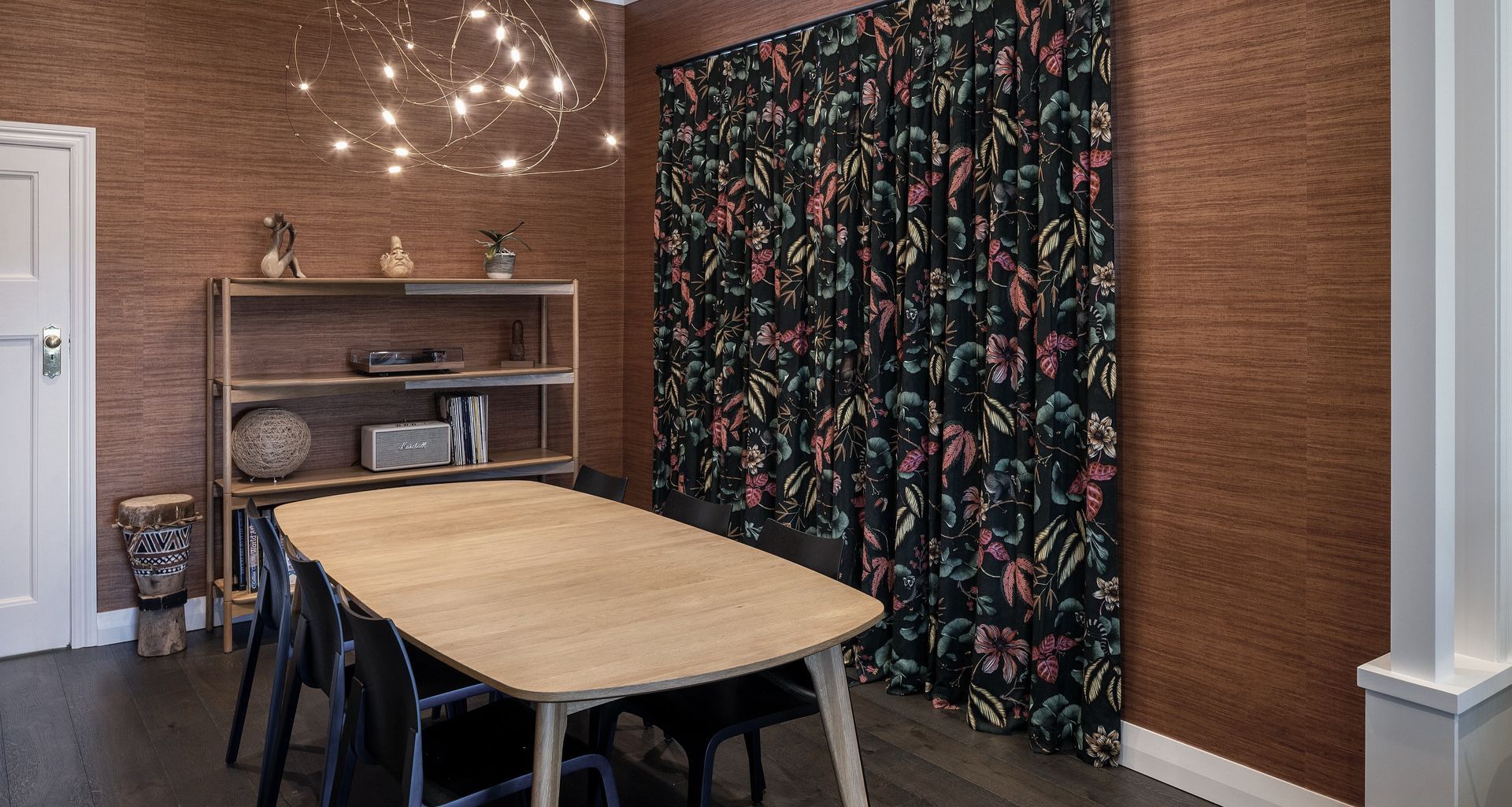 Dramatic Interior banner