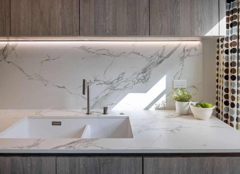 Aura Creates a Beautiful Aura in a Renovated Kitchen
