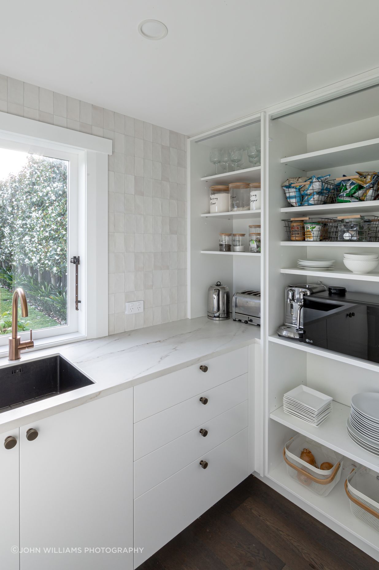 Butlers-pantry-fully-open-shelving-woodside.jpg