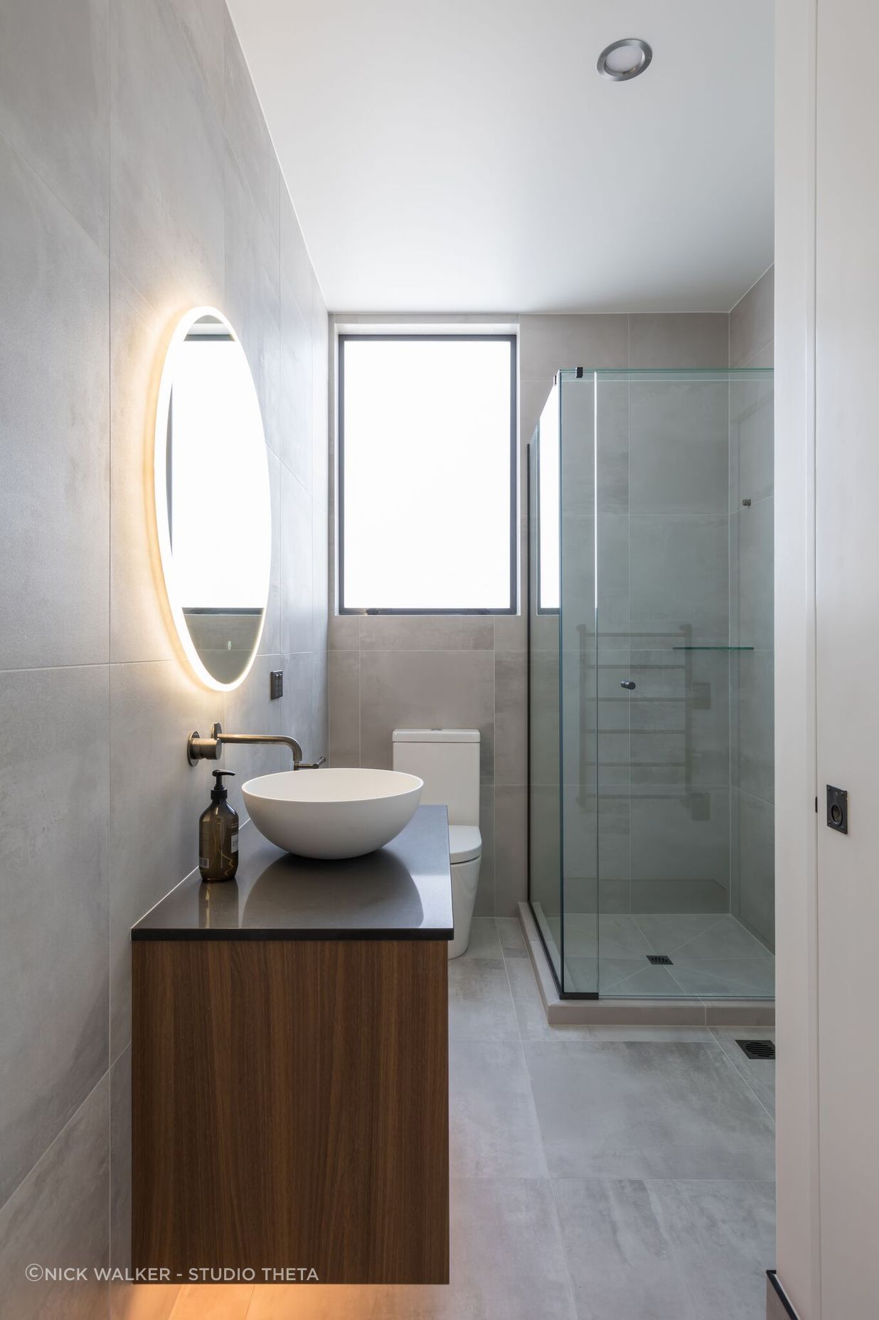 Guest Bathroom 2