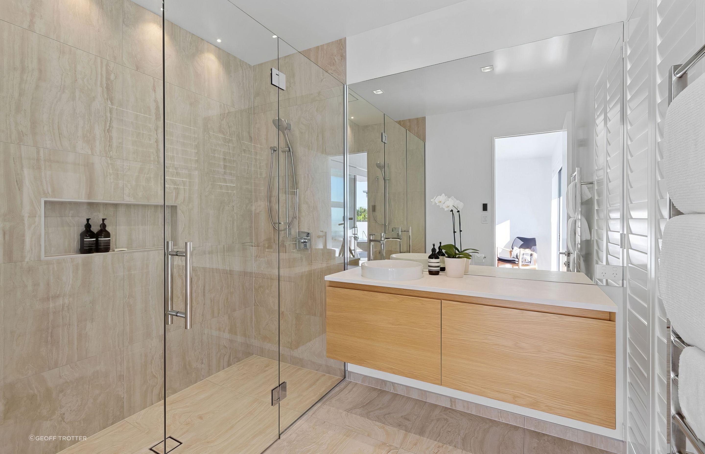 CB-12391-2-2-25Ensuite-gigapixel-standard-v2-15x.jpeg