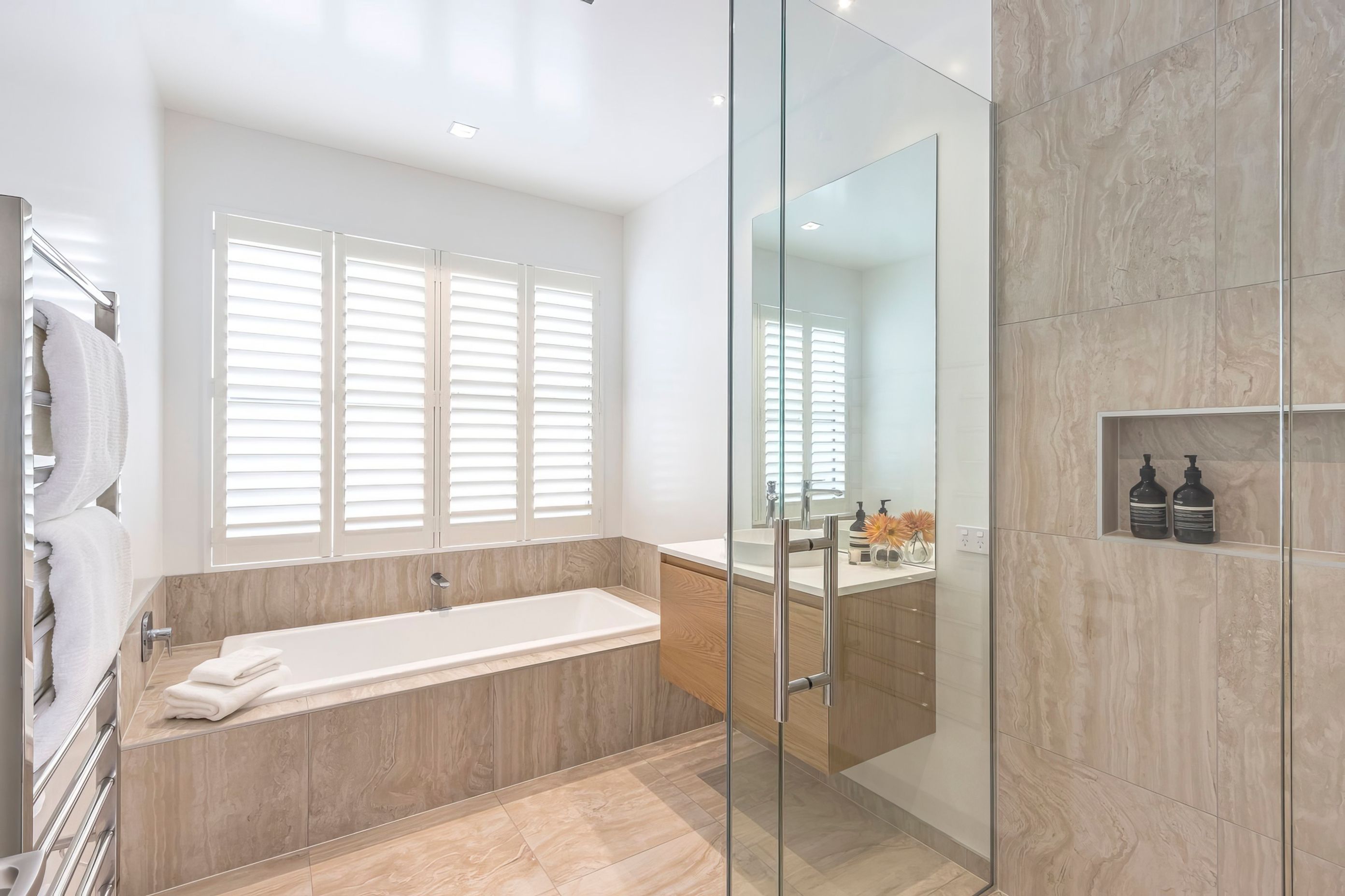 CB-12391-2-2-29Familybathroom-gigapixel-standard-v2-15x.jpeg