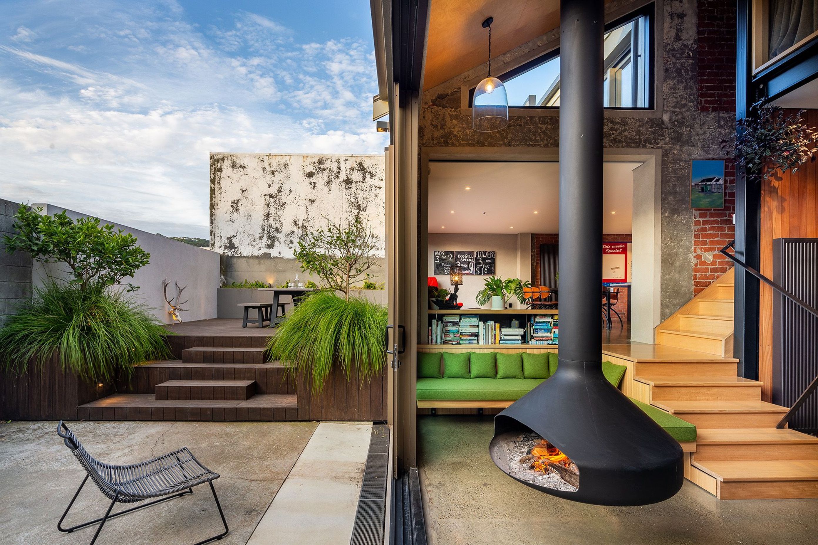 Carbonic Ice Apartment
