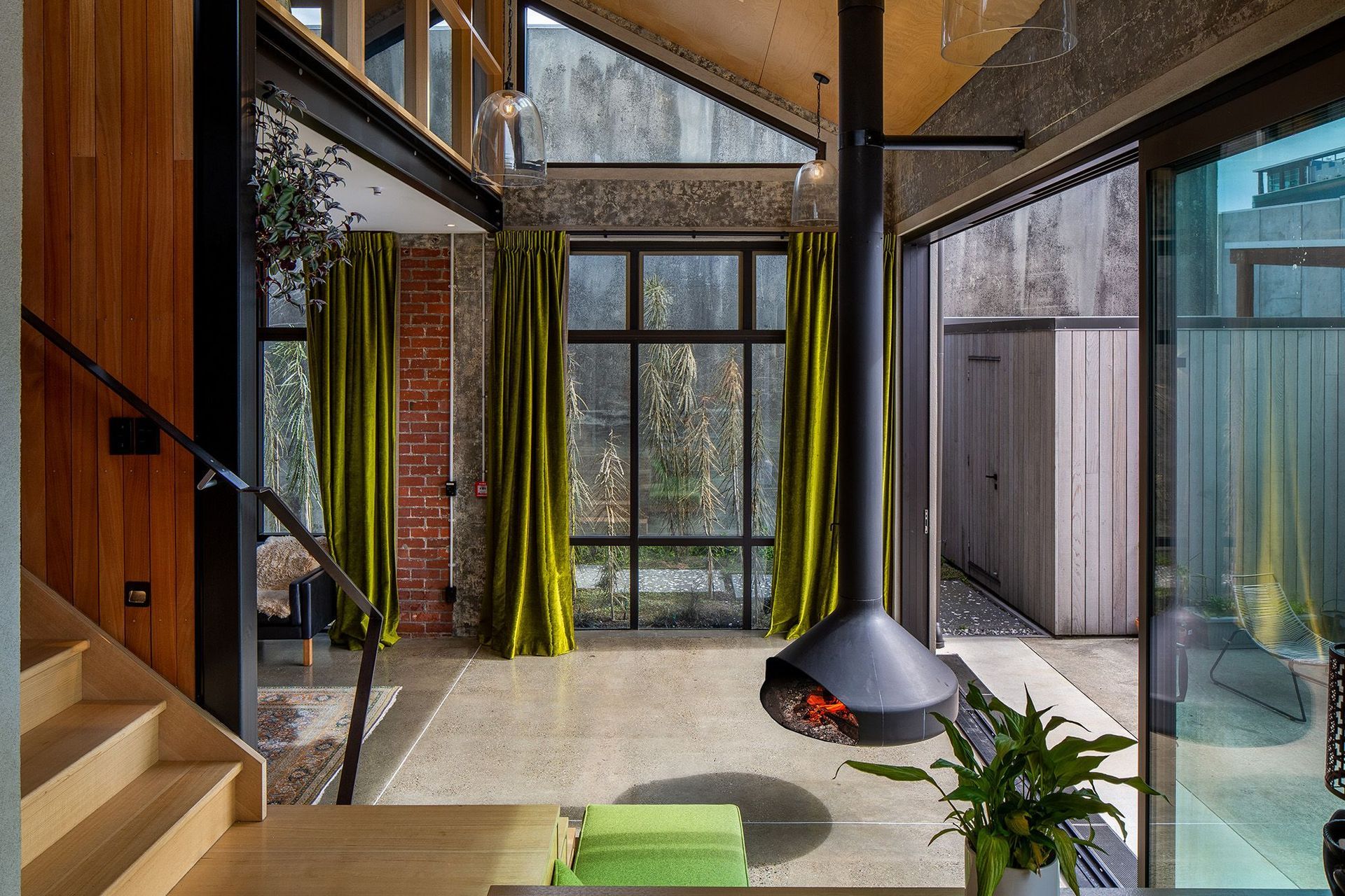 Carbonic Ice Apartment