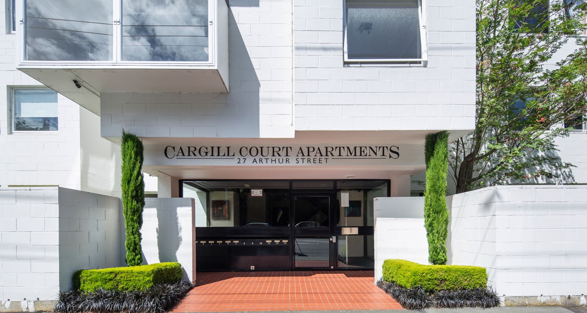 Cargill Court Apartments (1973) banner